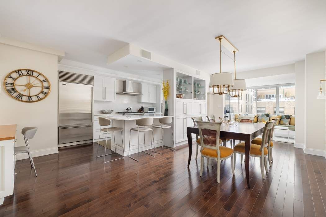 35 Sutton Place 10E Sutton Place New York NY 10022