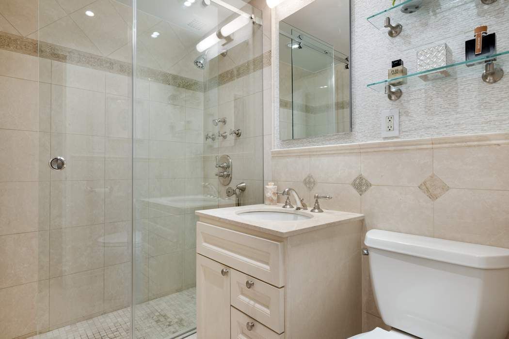 35 Sutton Place 10E Sutton Place New York NY 10022