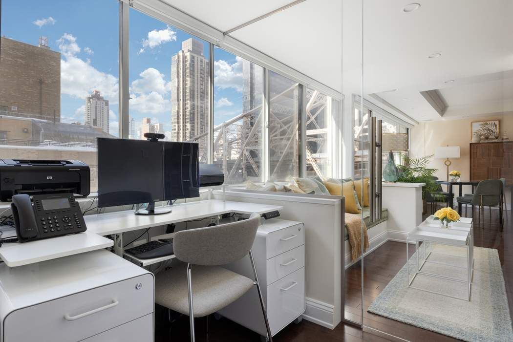 35 Sutton Place 10E Sutton Place New York NY 10022