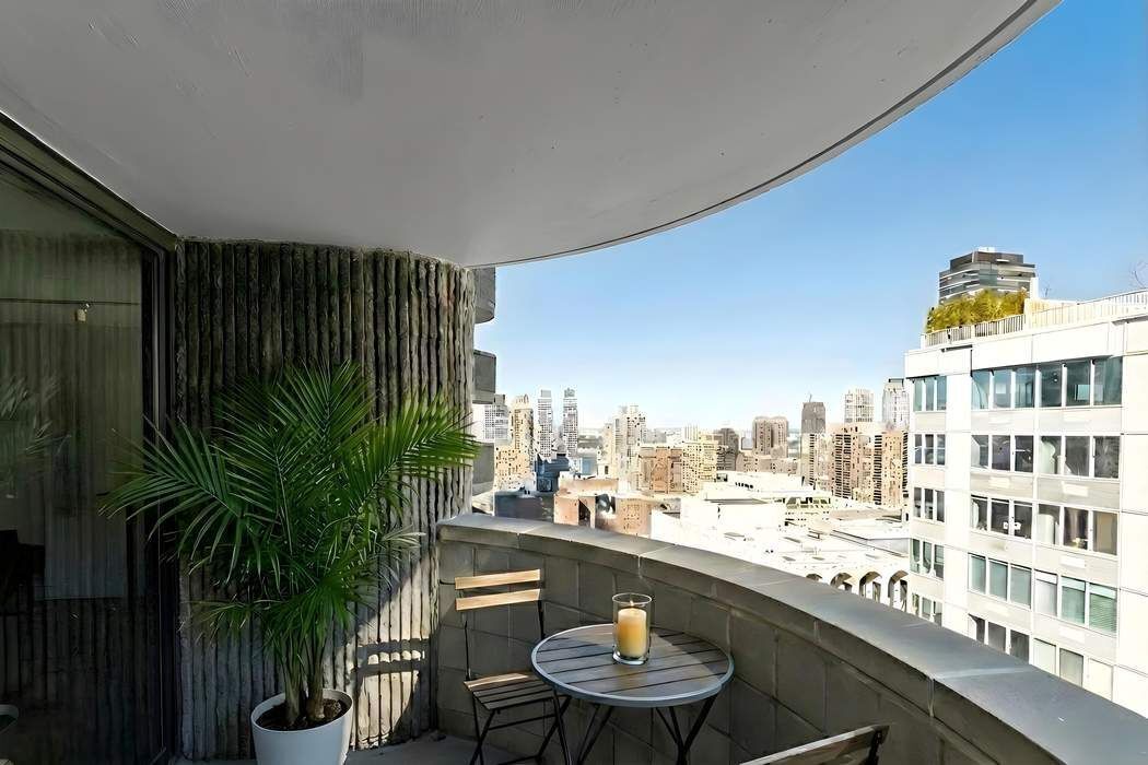 44 West 62nd Street 28C Lincoln Square New York NY 10023