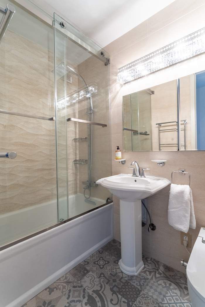 44 West 62nd Street 28C Lincoln Square New York NY 10023