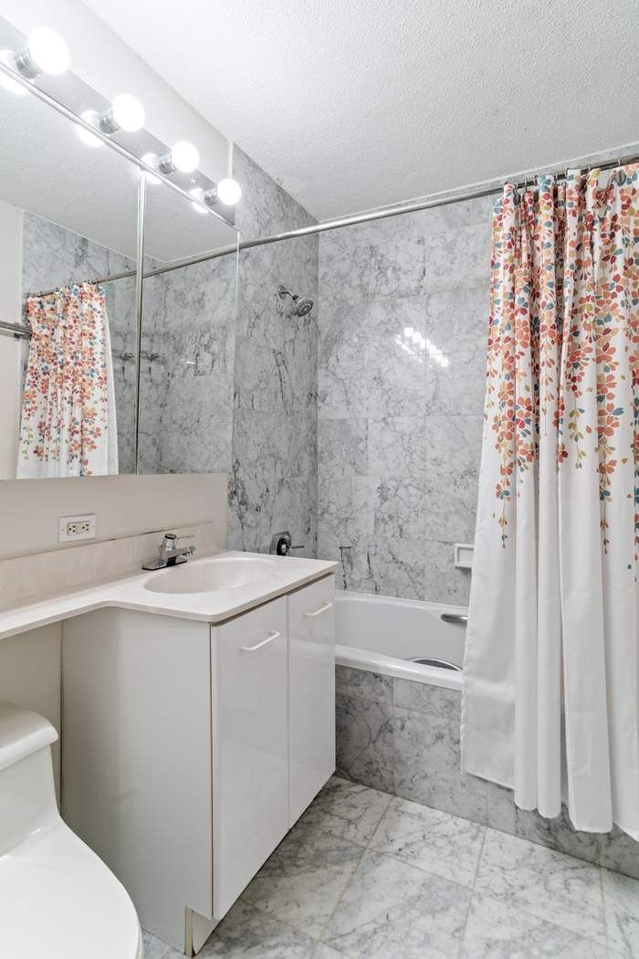 2 South End Avenue 8W Battery Park City New York NY 10280