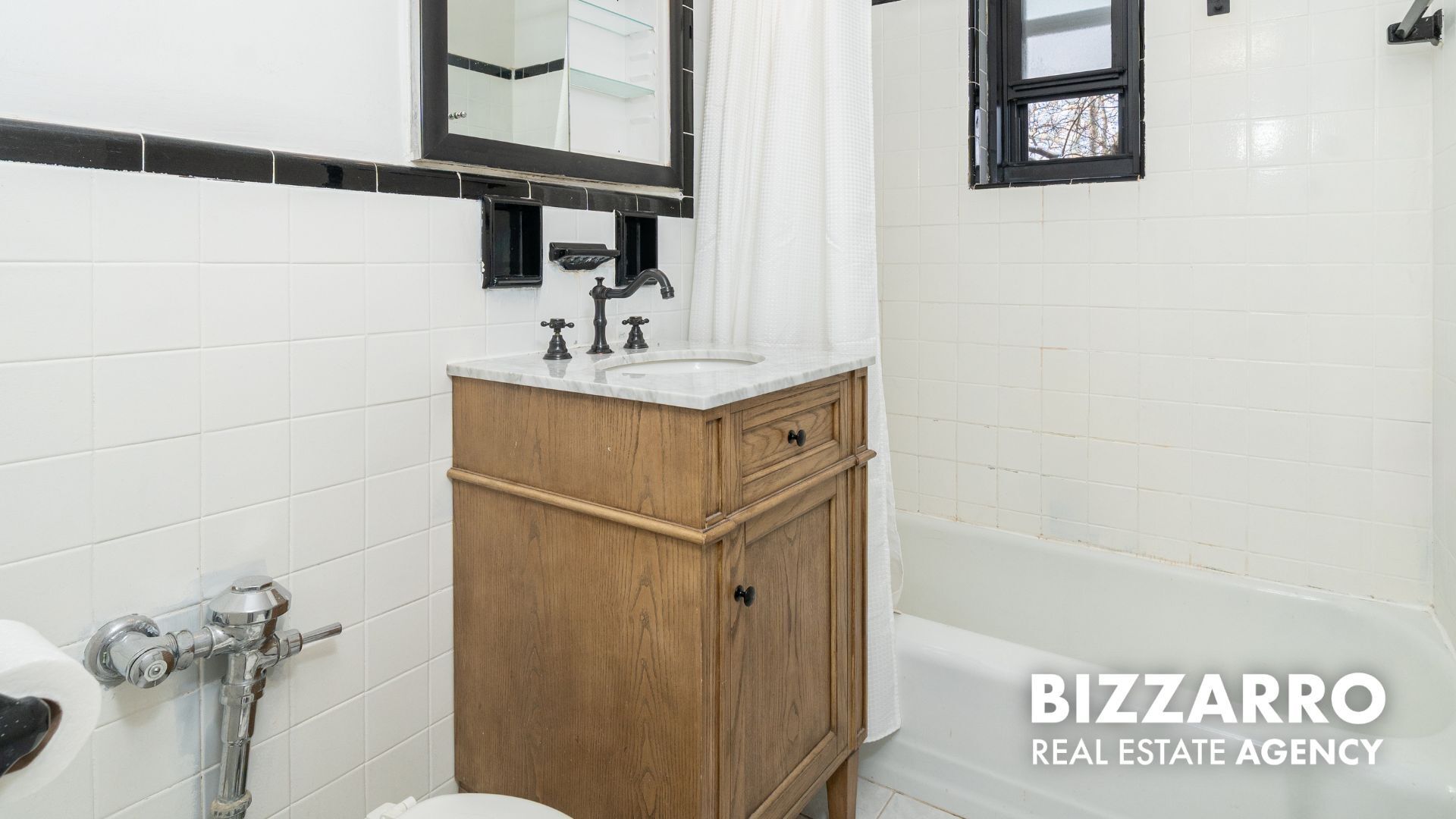 139-15 83rd Avenue 422 Briarwood Queens NY 11435