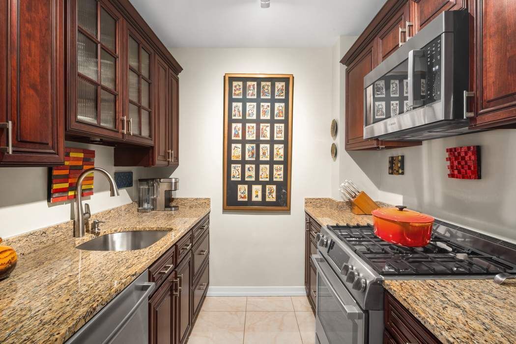 60 Sutton Place South 12BN Sutton Place New York NY 10022