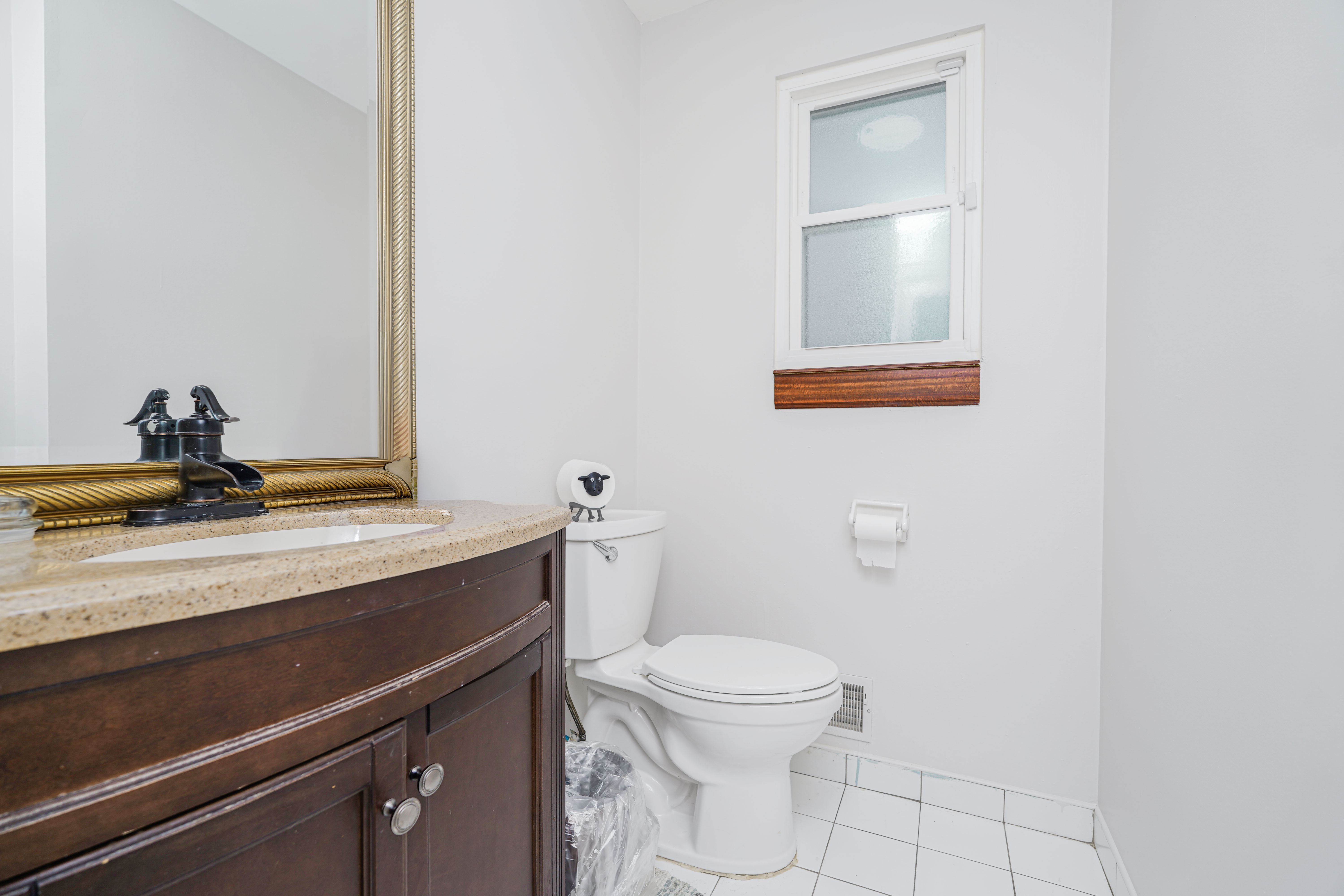 22 Globe Avenue Bulls Head Staten Island NY 10314