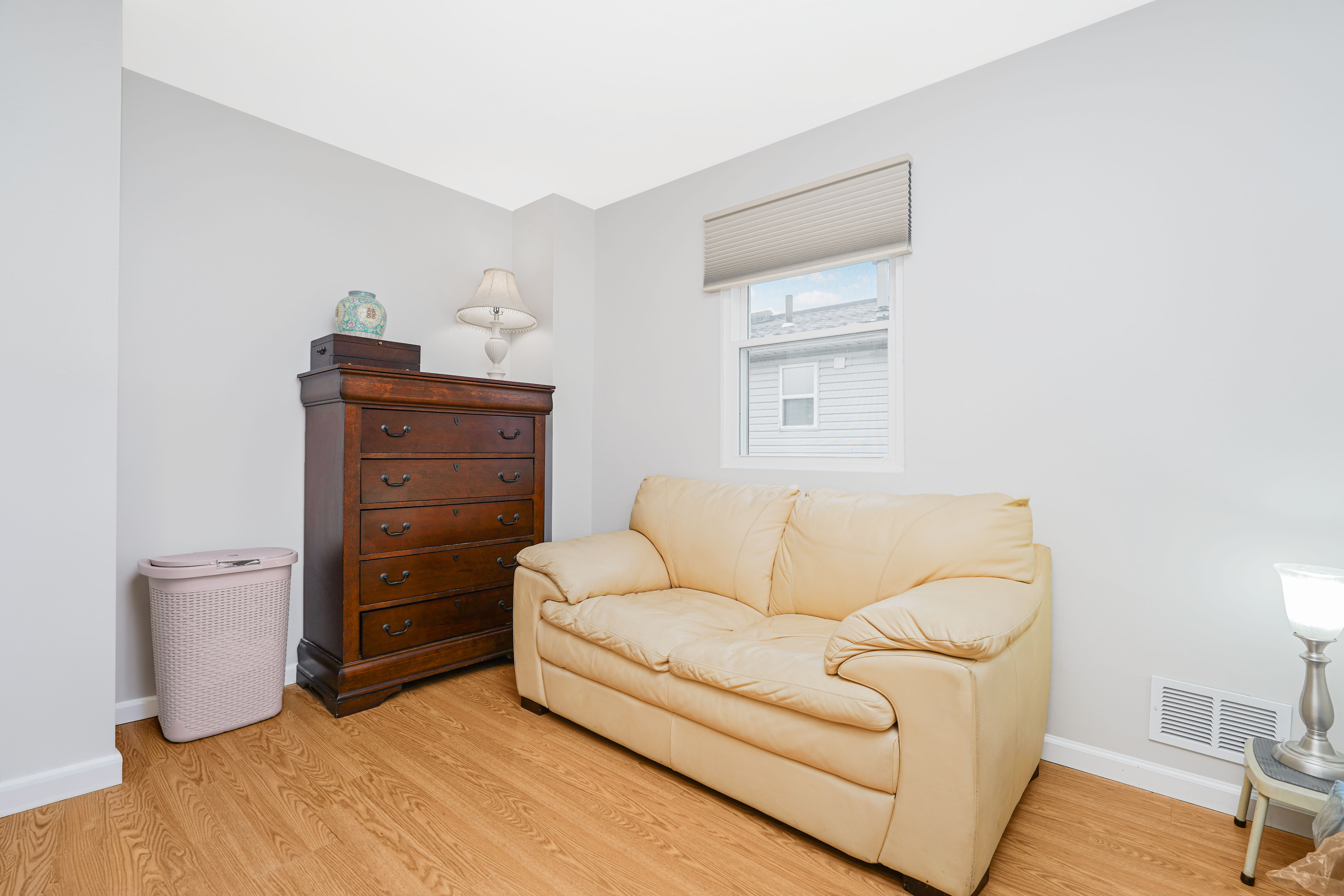 22 Globe Avenue Bulls Head Staten Island NY 10314