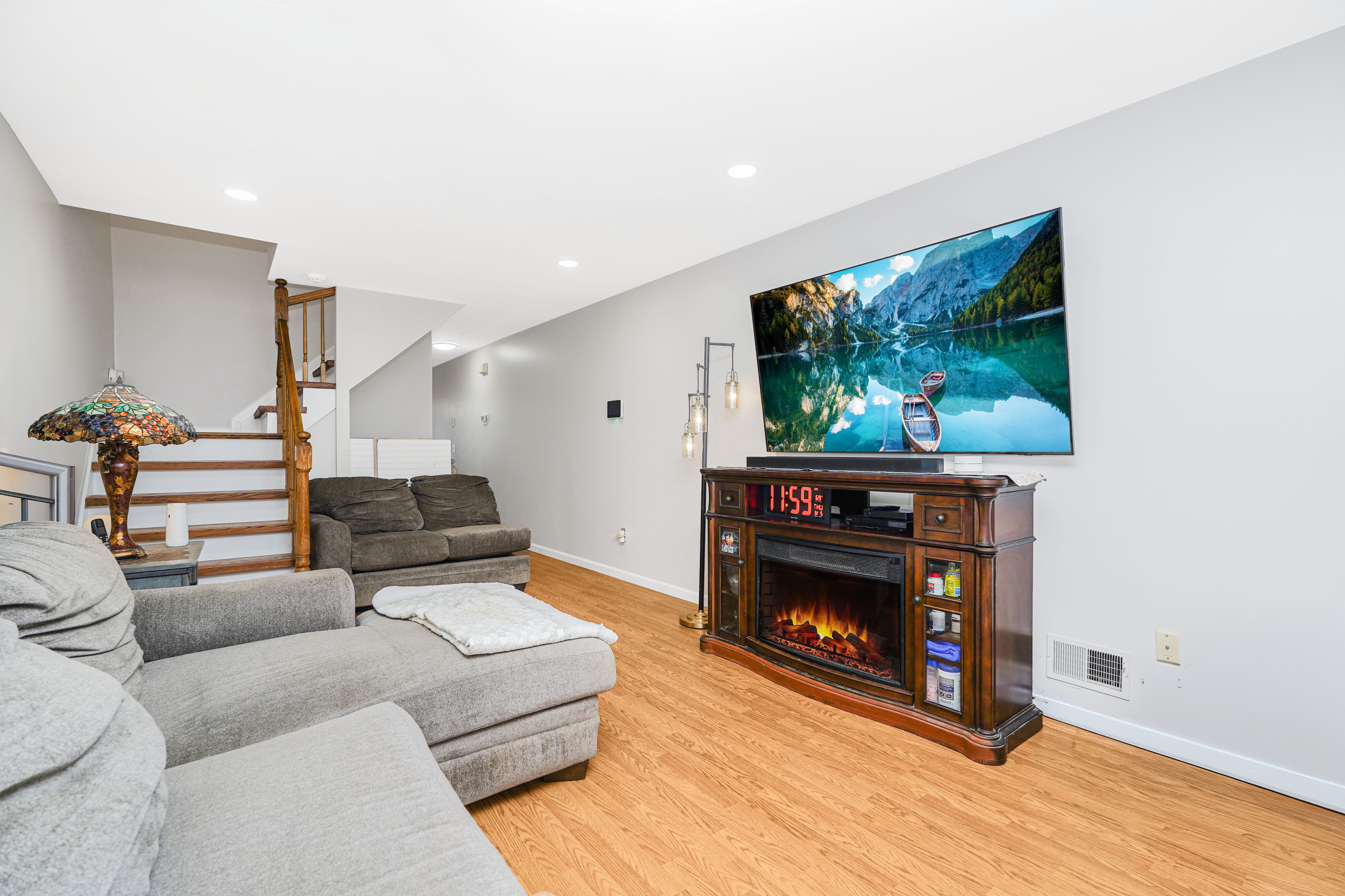 22 Globe Avenue Bulls Head Staten Island NY 10314