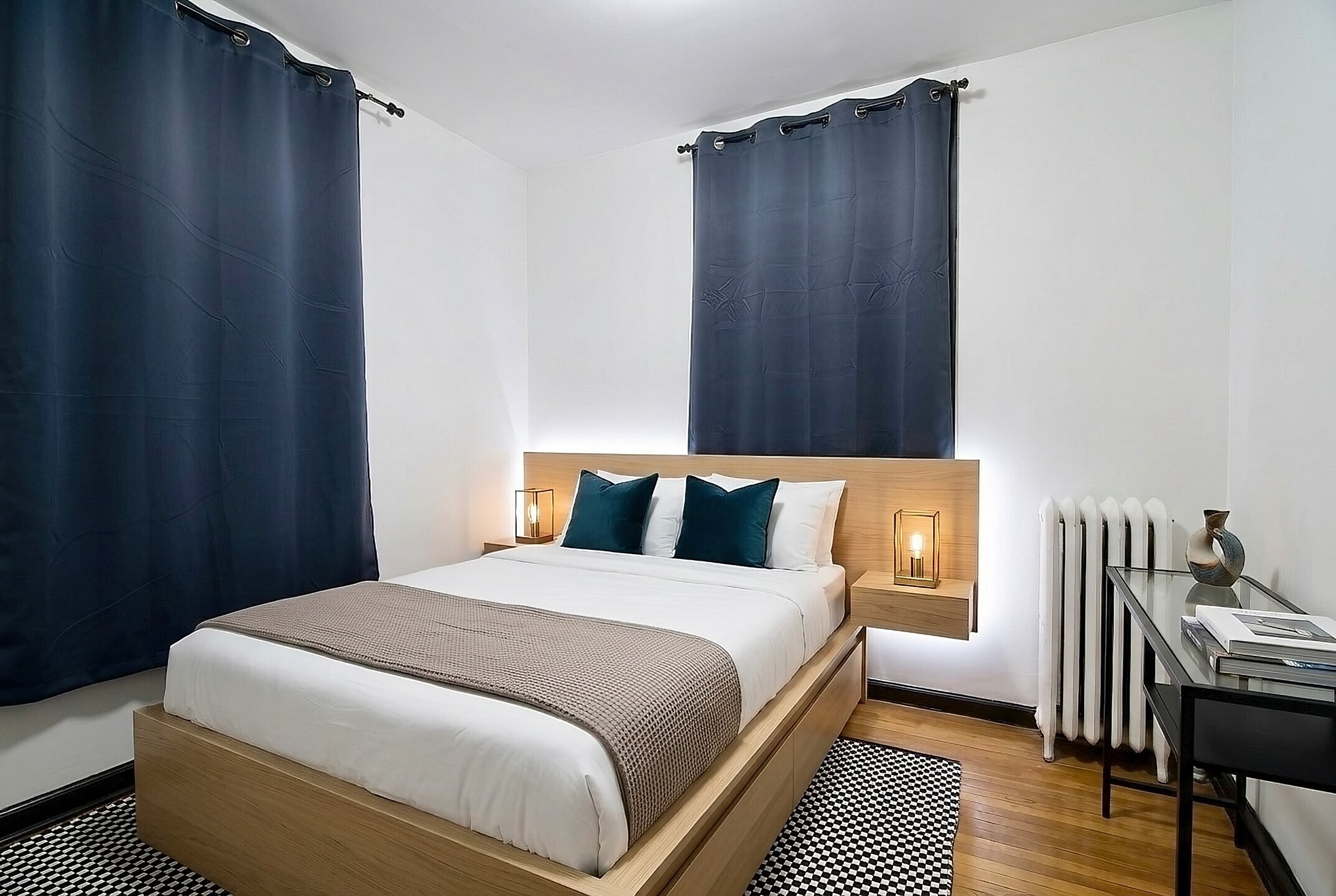 21-38 35th Street 1C Steinway-Ditmars Queens NY 11105