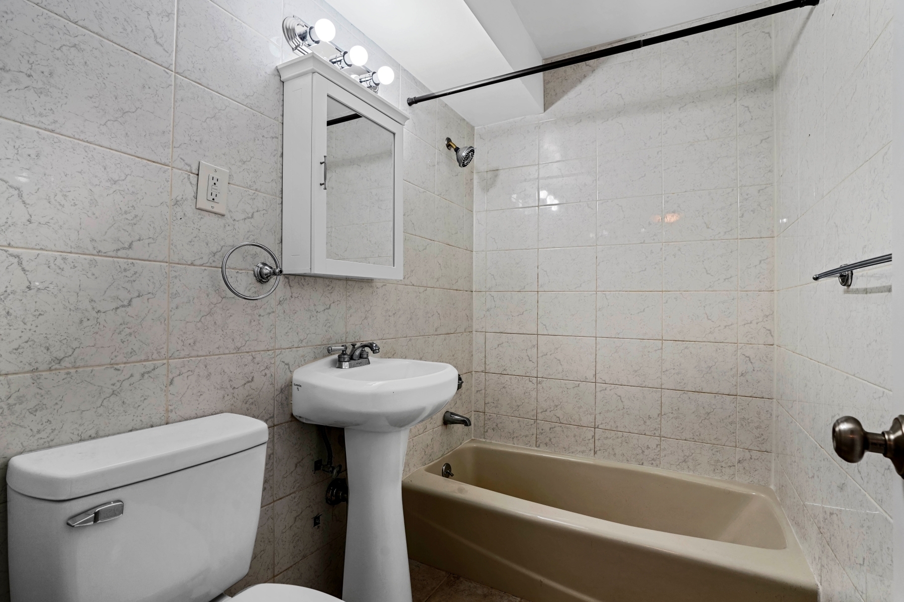 83-60 118th Street Kew Gardens Queens NY 11415