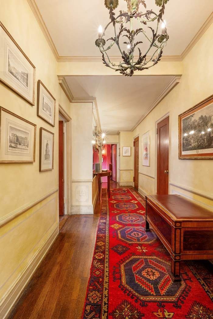 215 East 72nd Street Upper East Side New York NY 10021