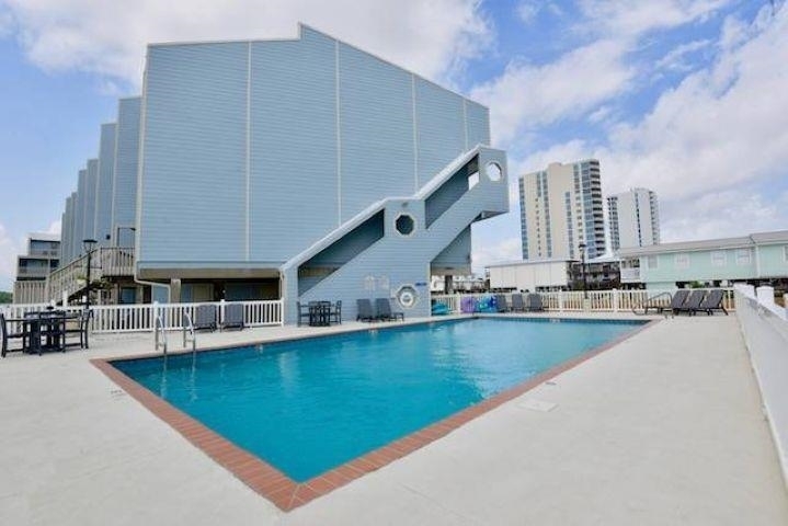 378239 | Photo 23