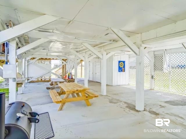 391300 | Photo 28