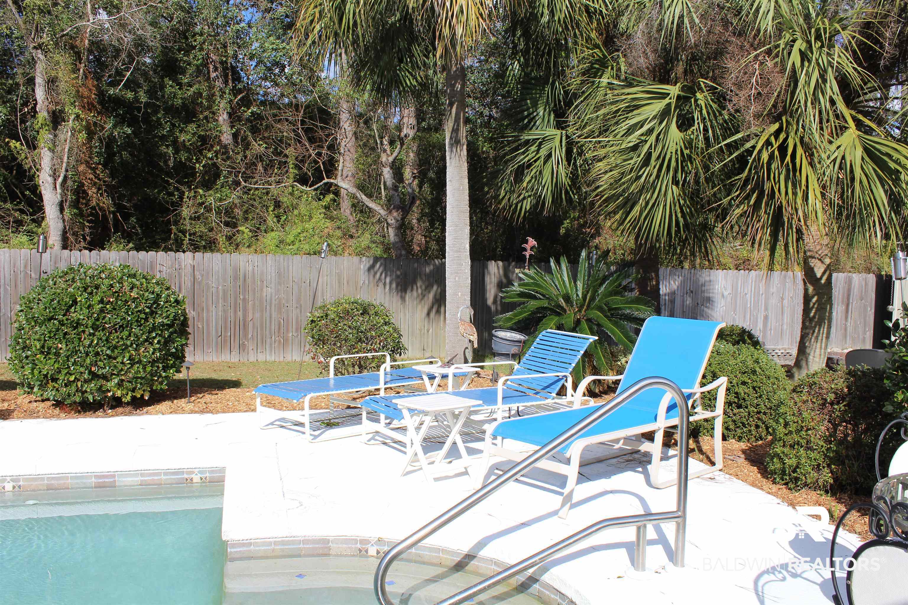 390474 | Photo 23