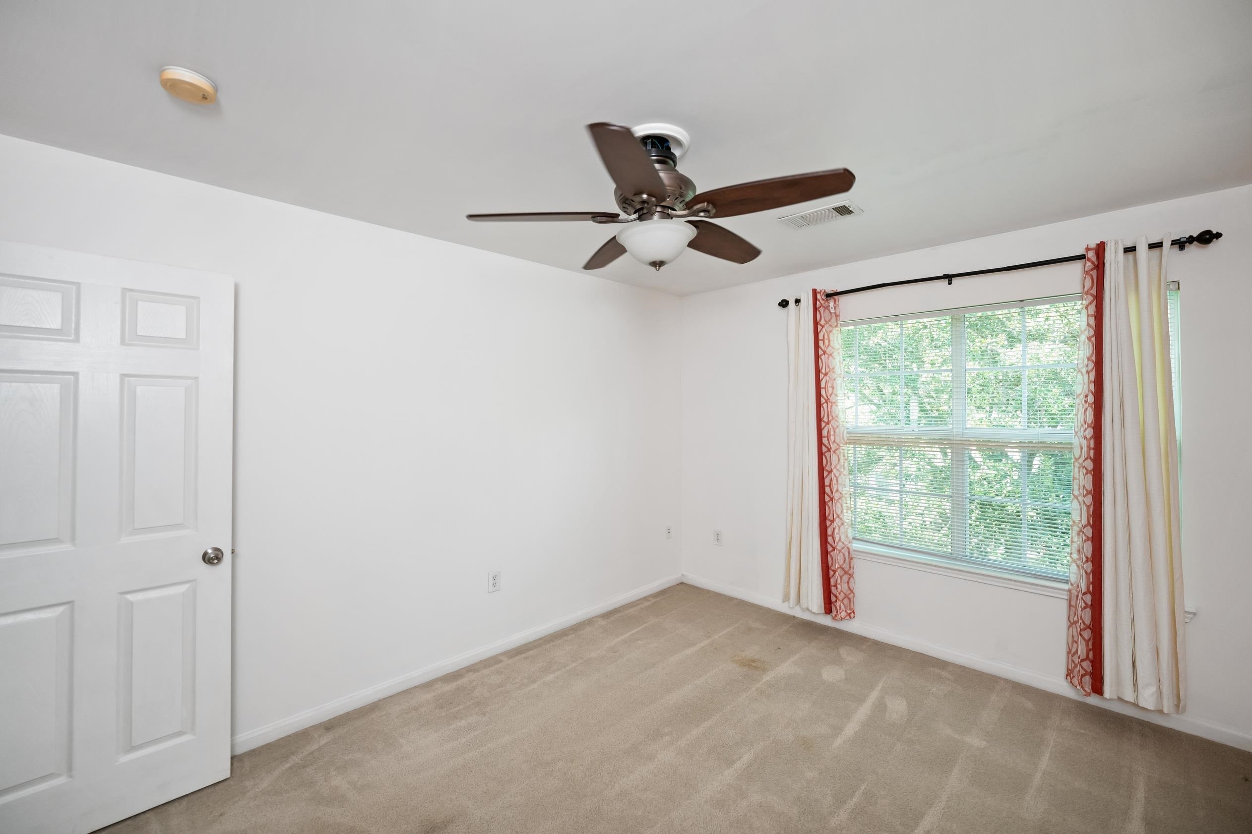 385087 | Photo 20