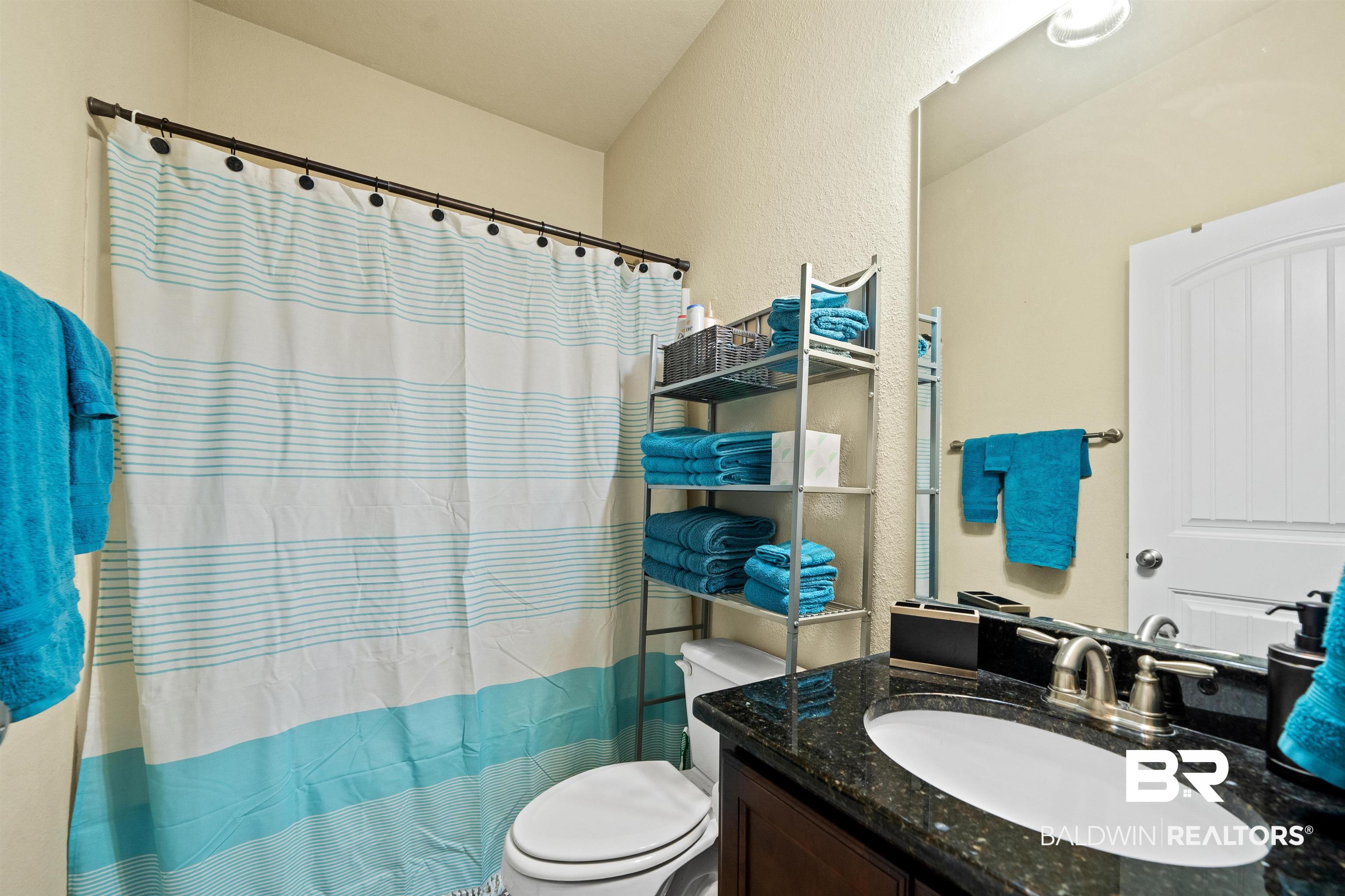 391441 | Photo 22