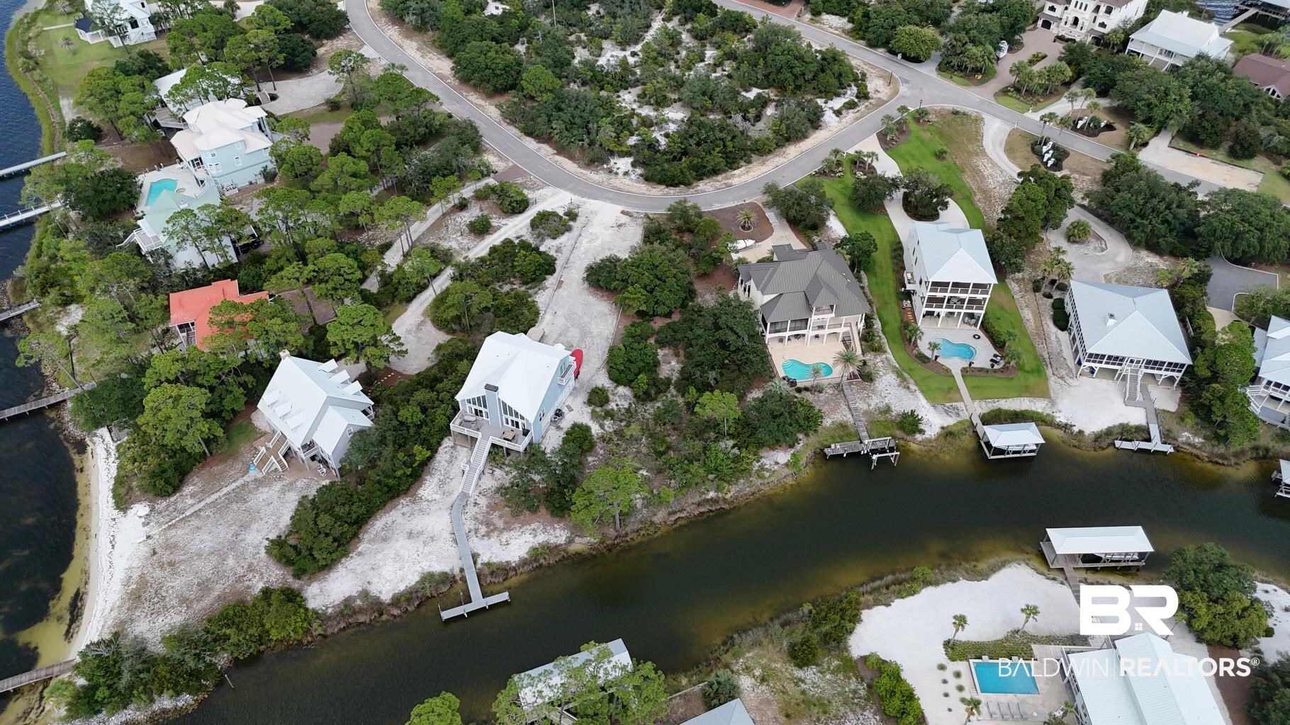 381700 | Photo 2
