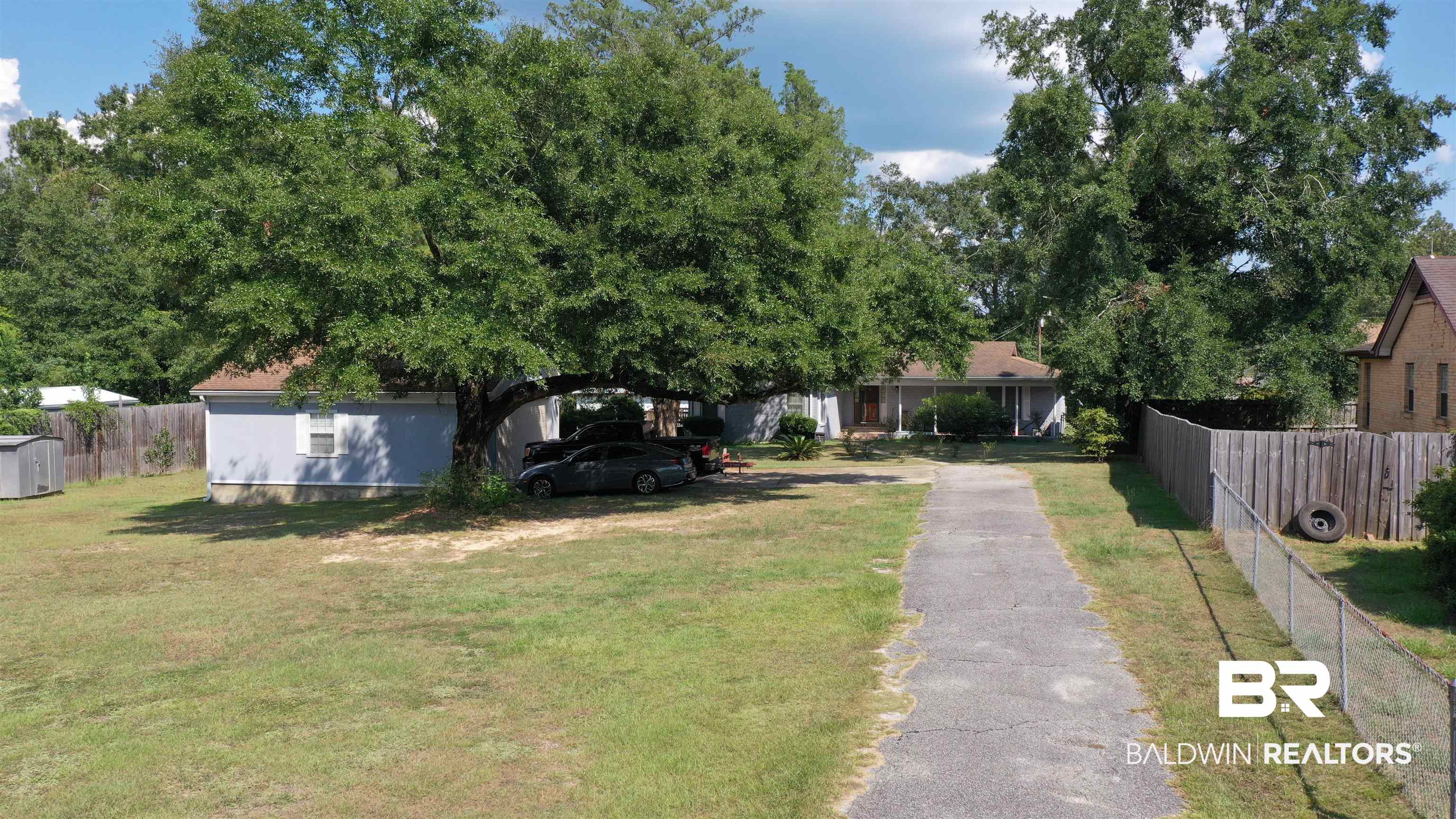 371810 | Photo 23