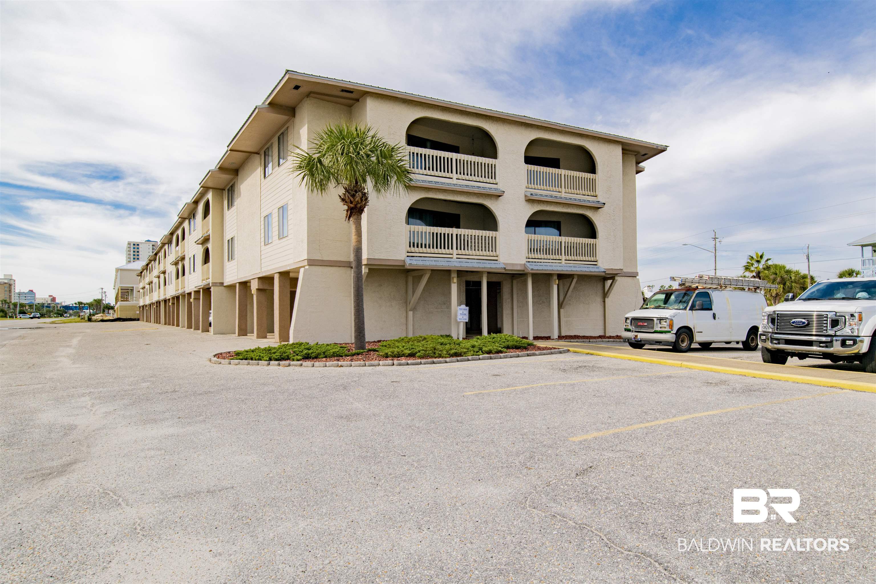 Gulf Shores Homes from $200,000 to $300,000