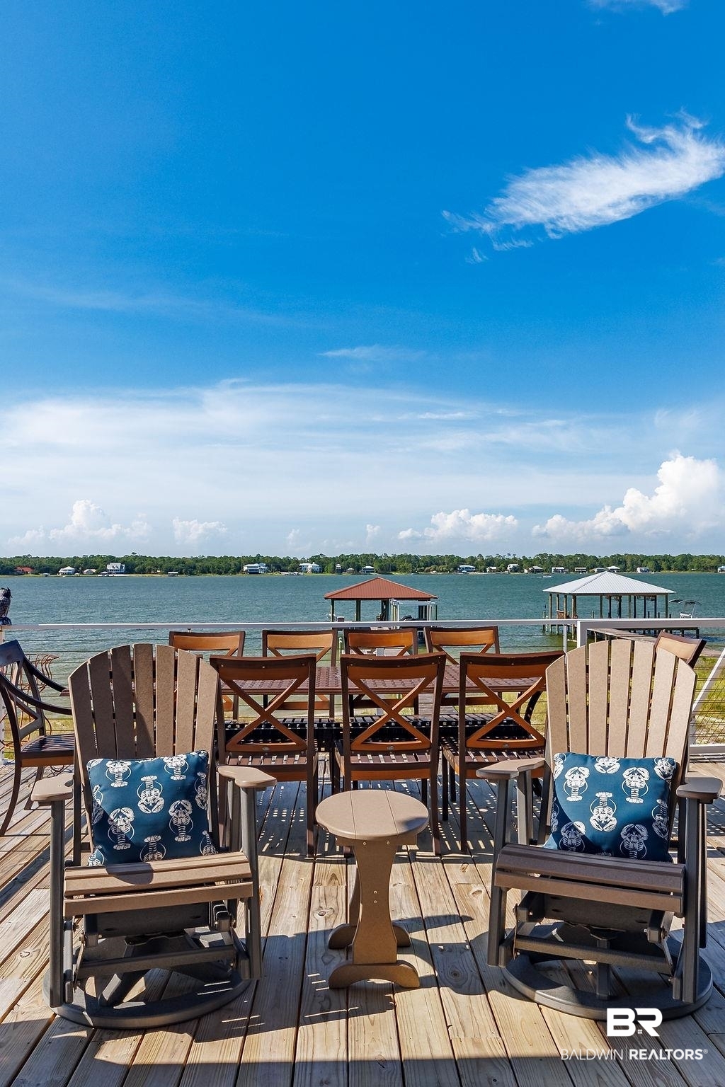 380618 | Photo 8