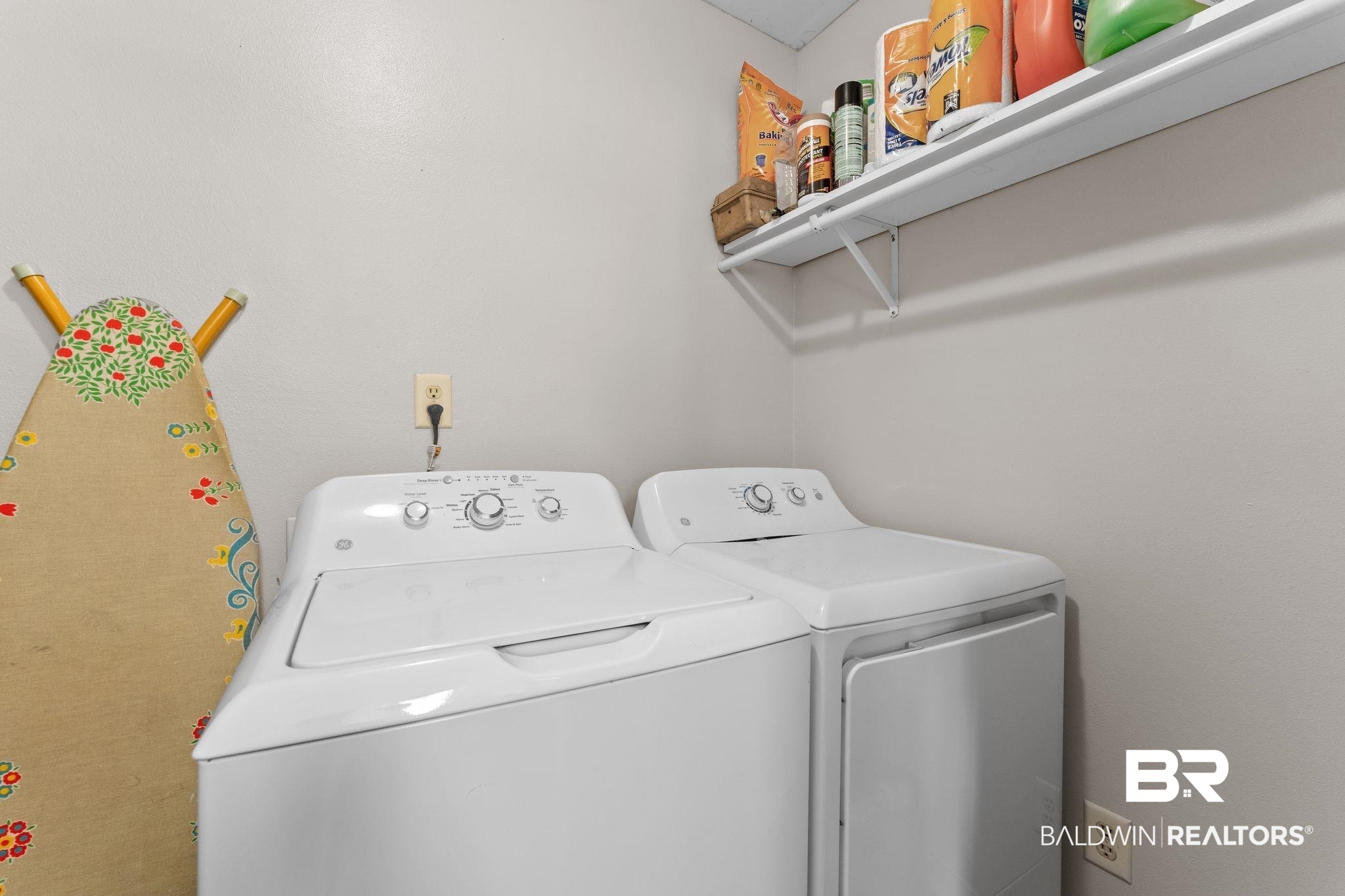 390546 | Photo 25