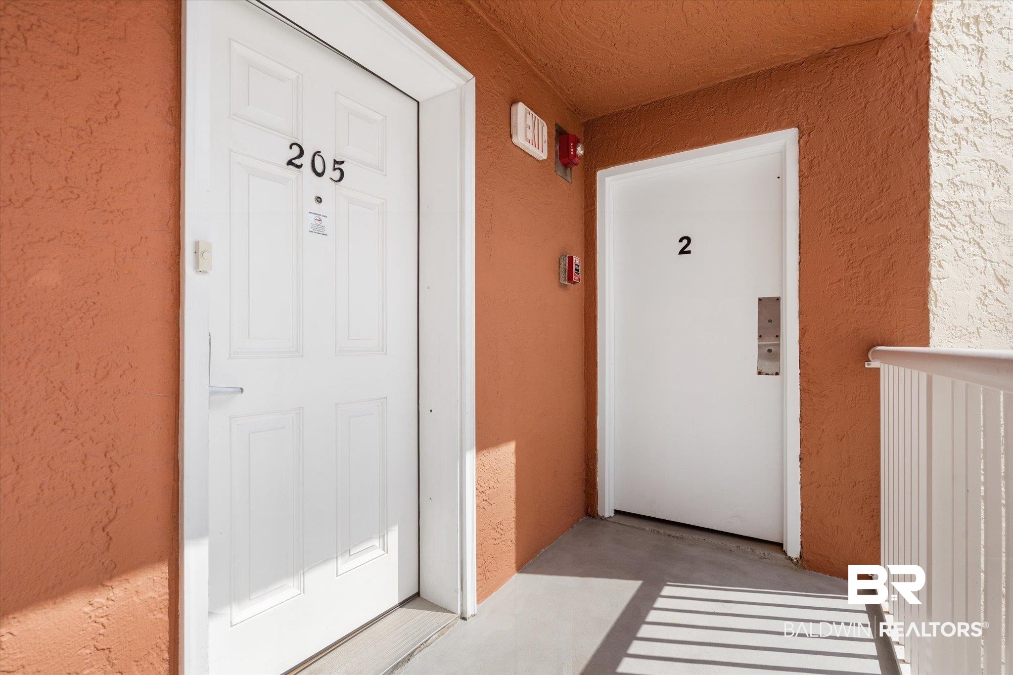 379300 | Photo 24