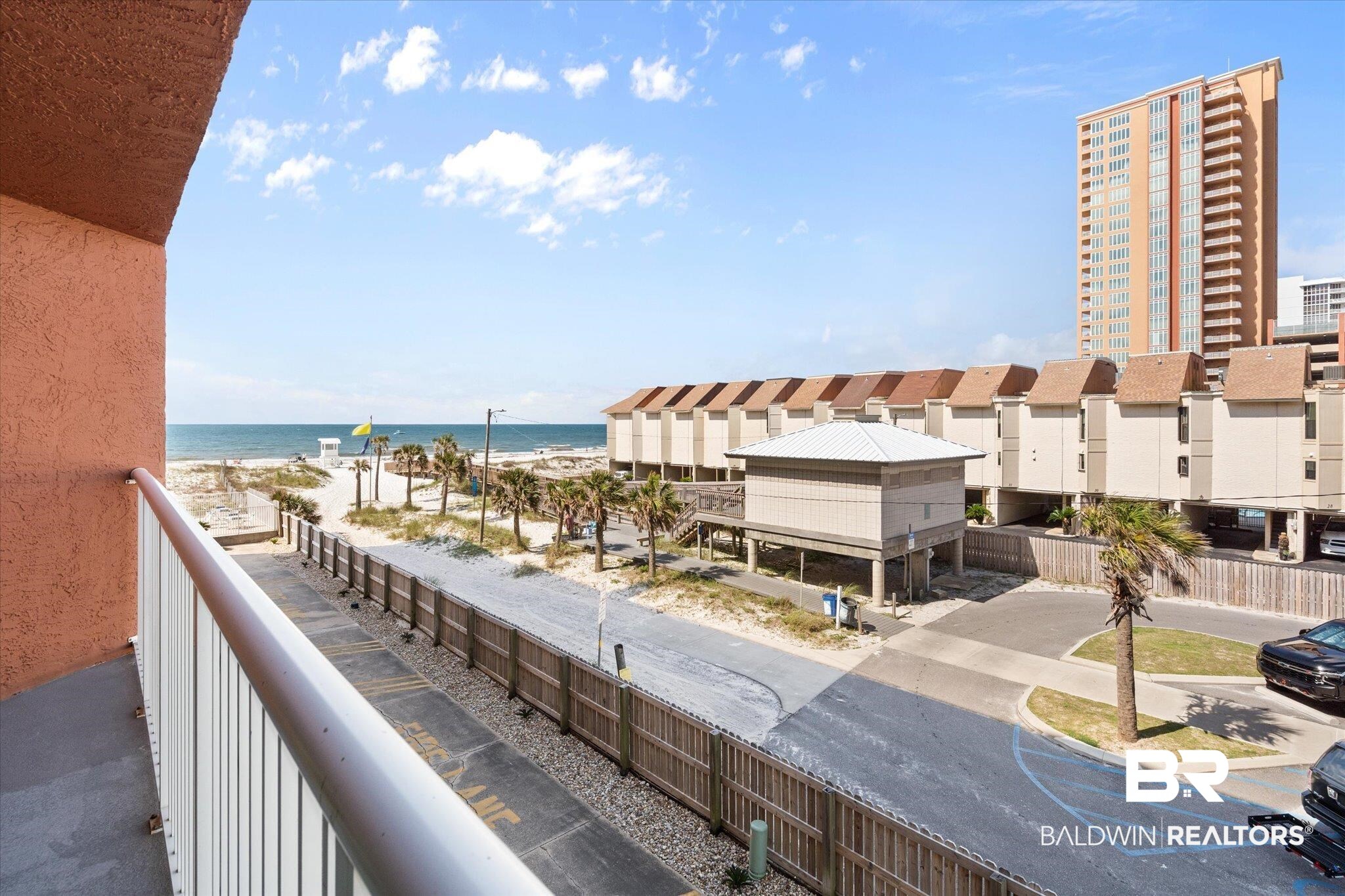 379300 | Photo 25