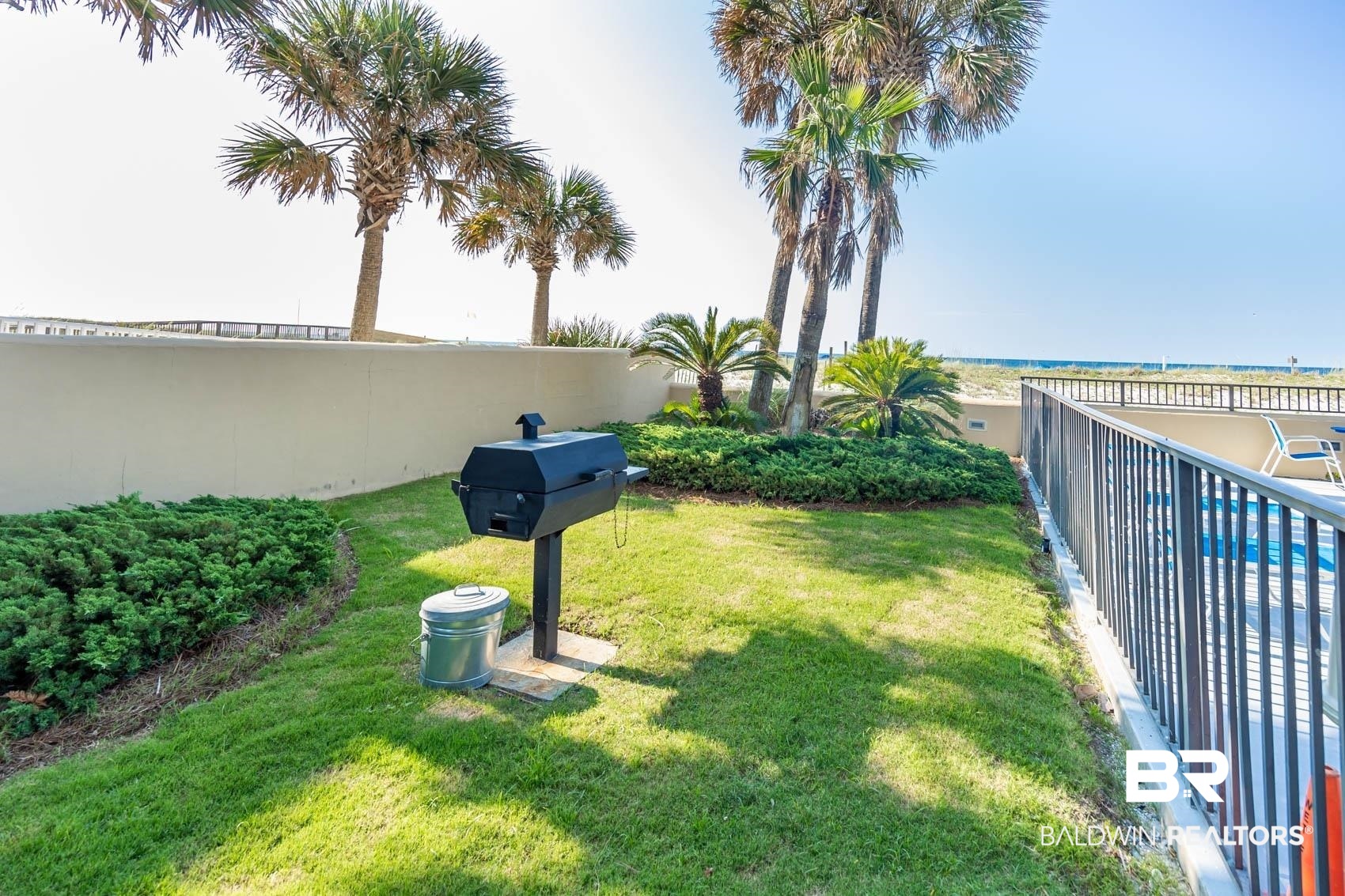 380081 | Photo 23