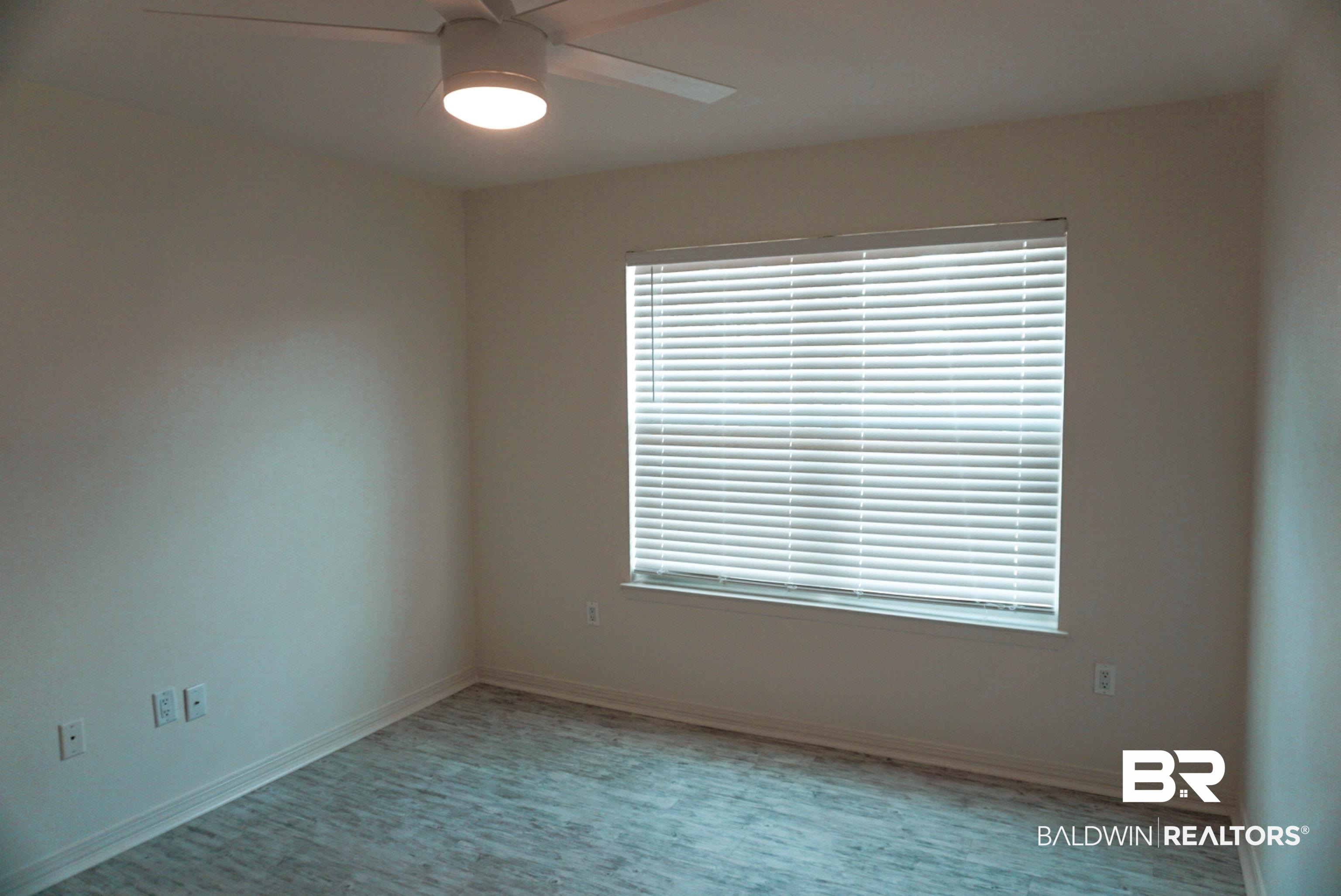 391889 | Photo 26