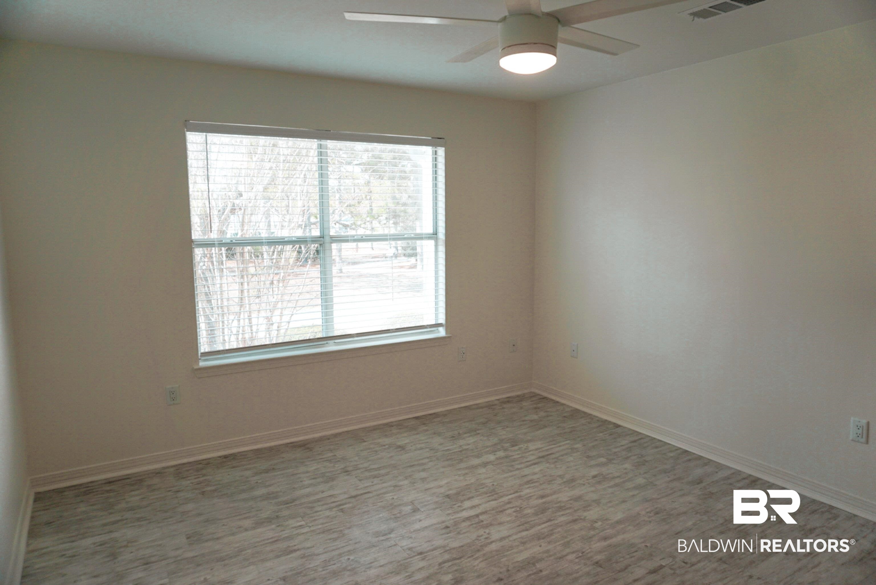 391889 | Photo 27