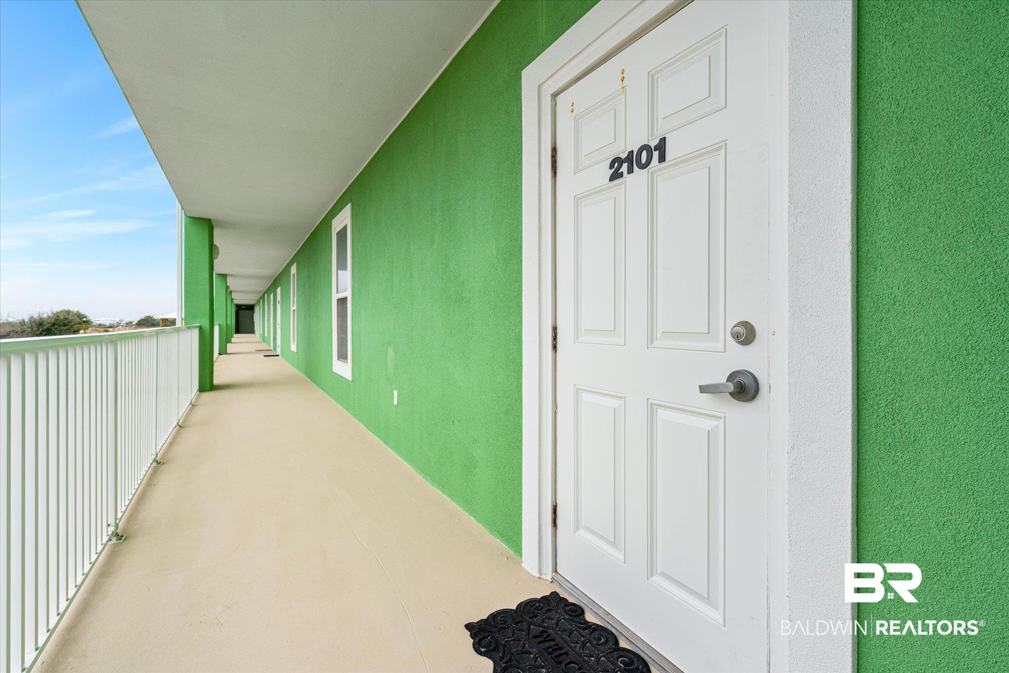 390499 | Photo 26
