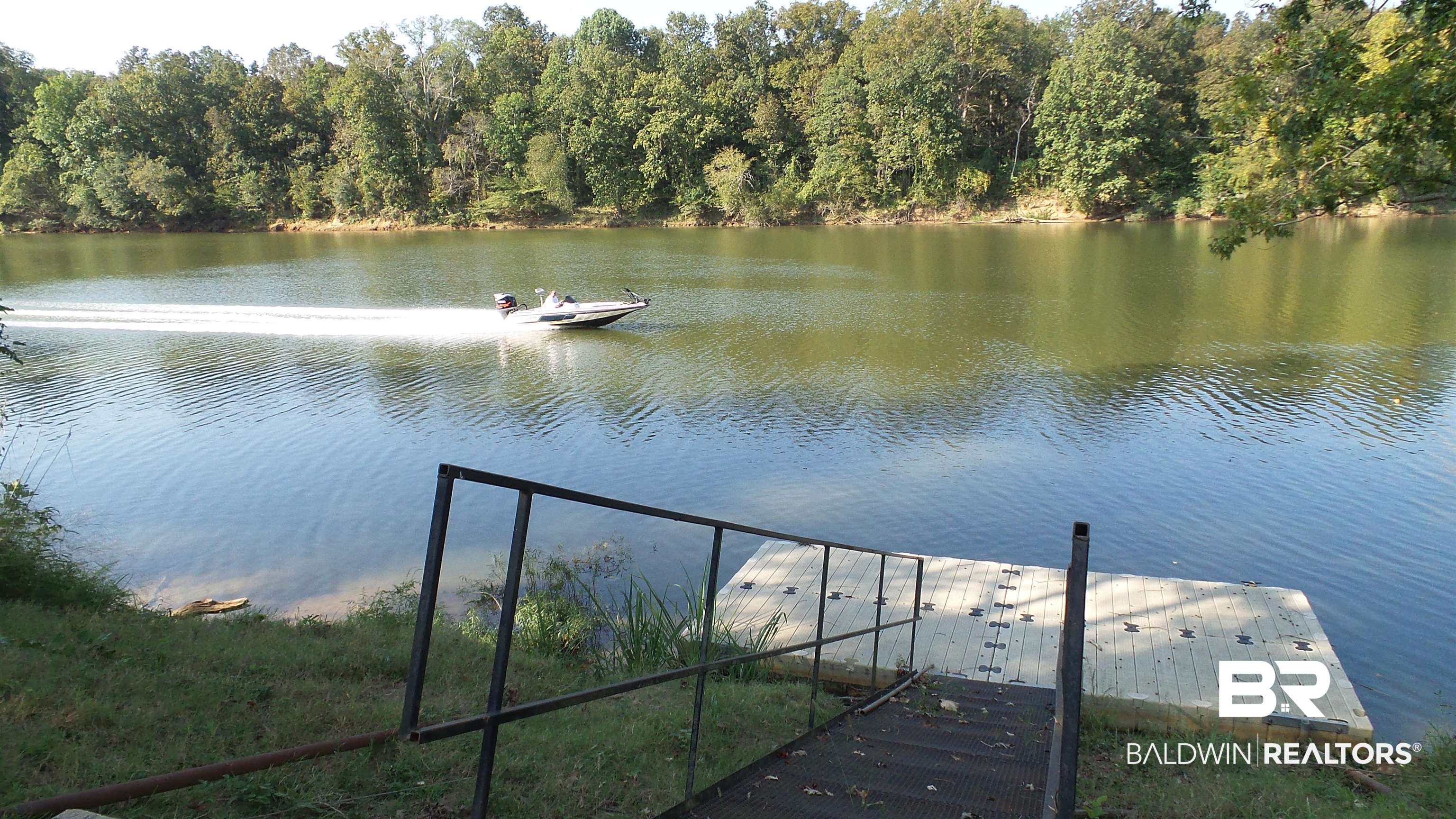 383719 | Photo 29