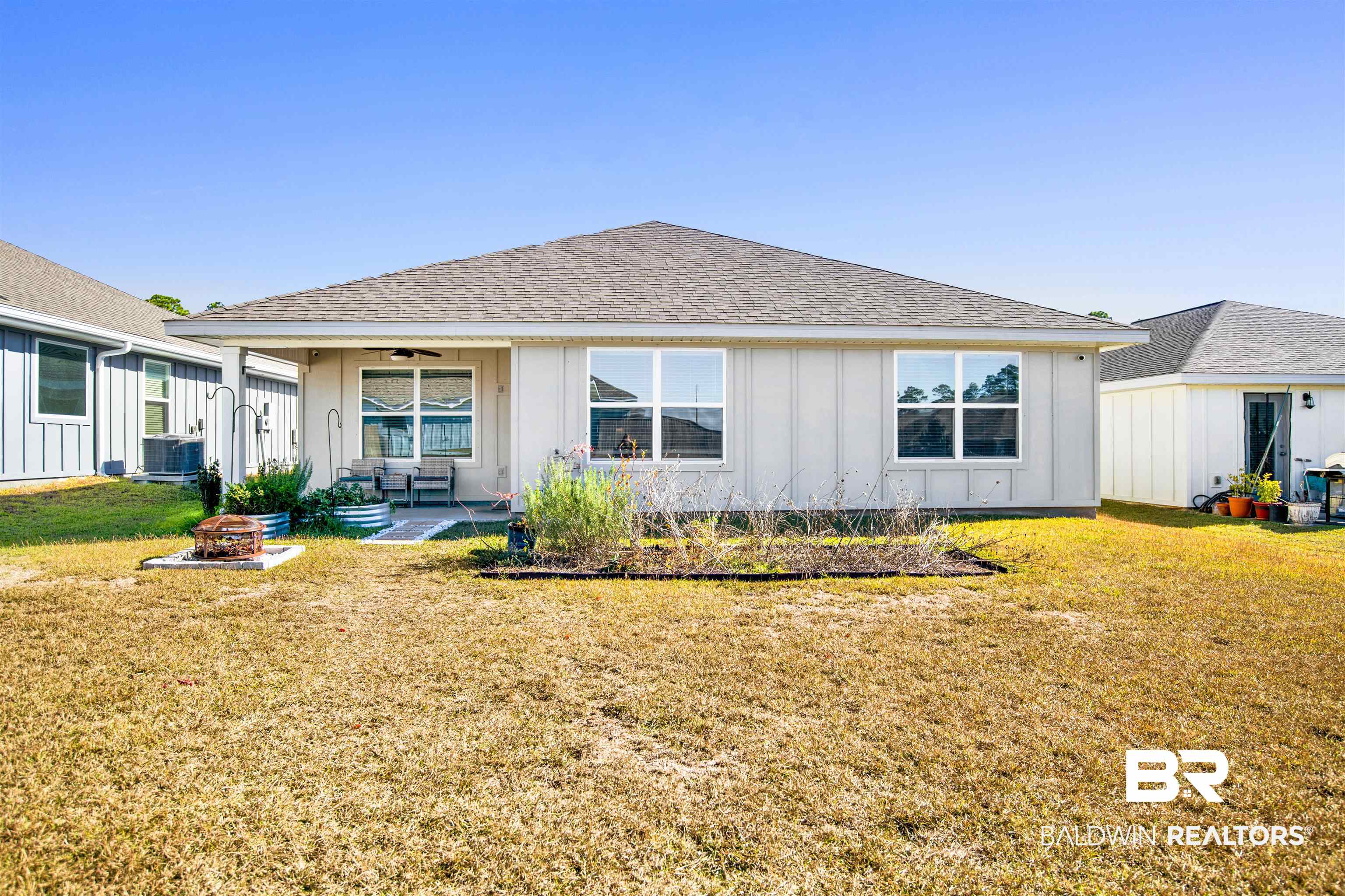 389078 | Photo 28