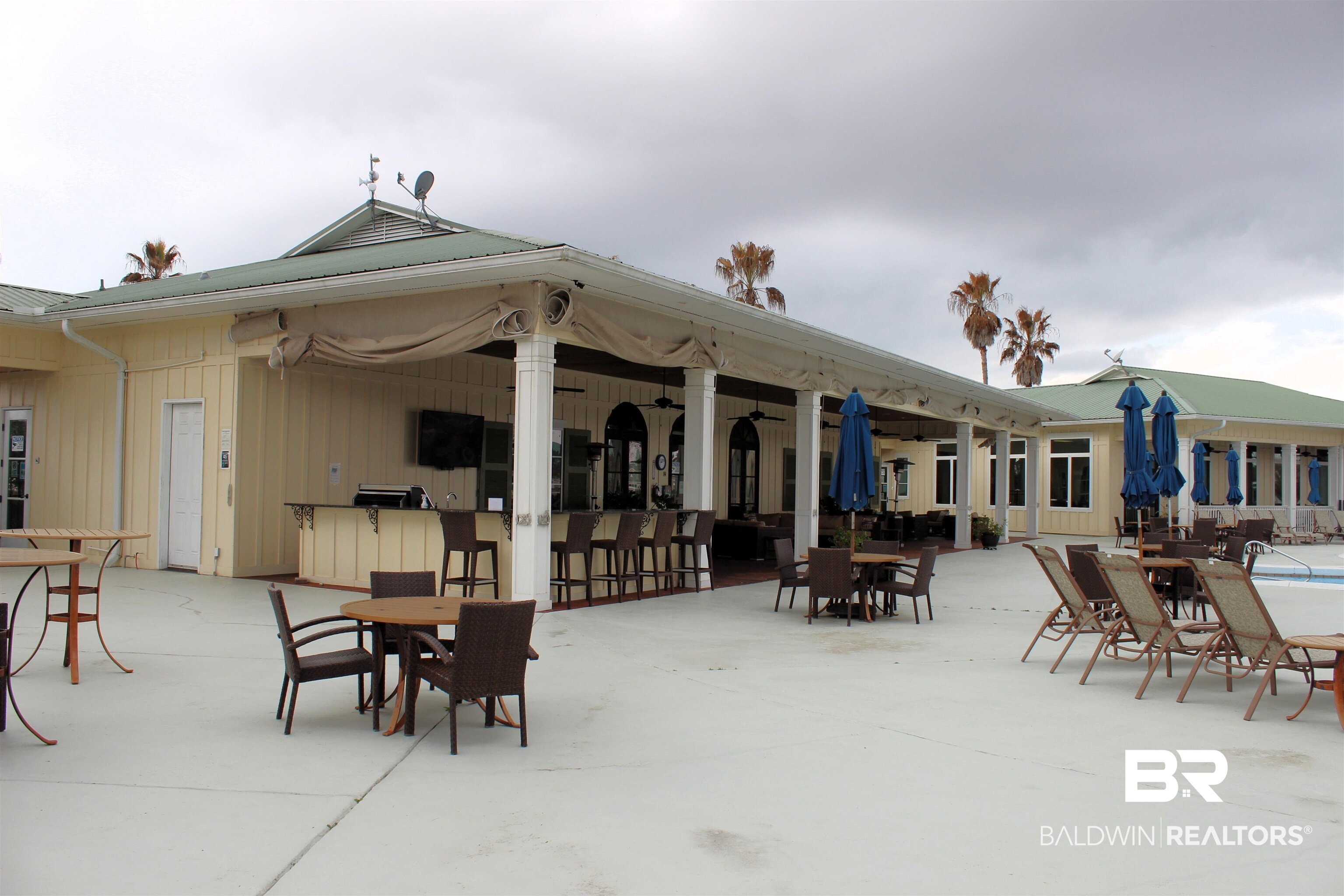 374381 | Photo 22