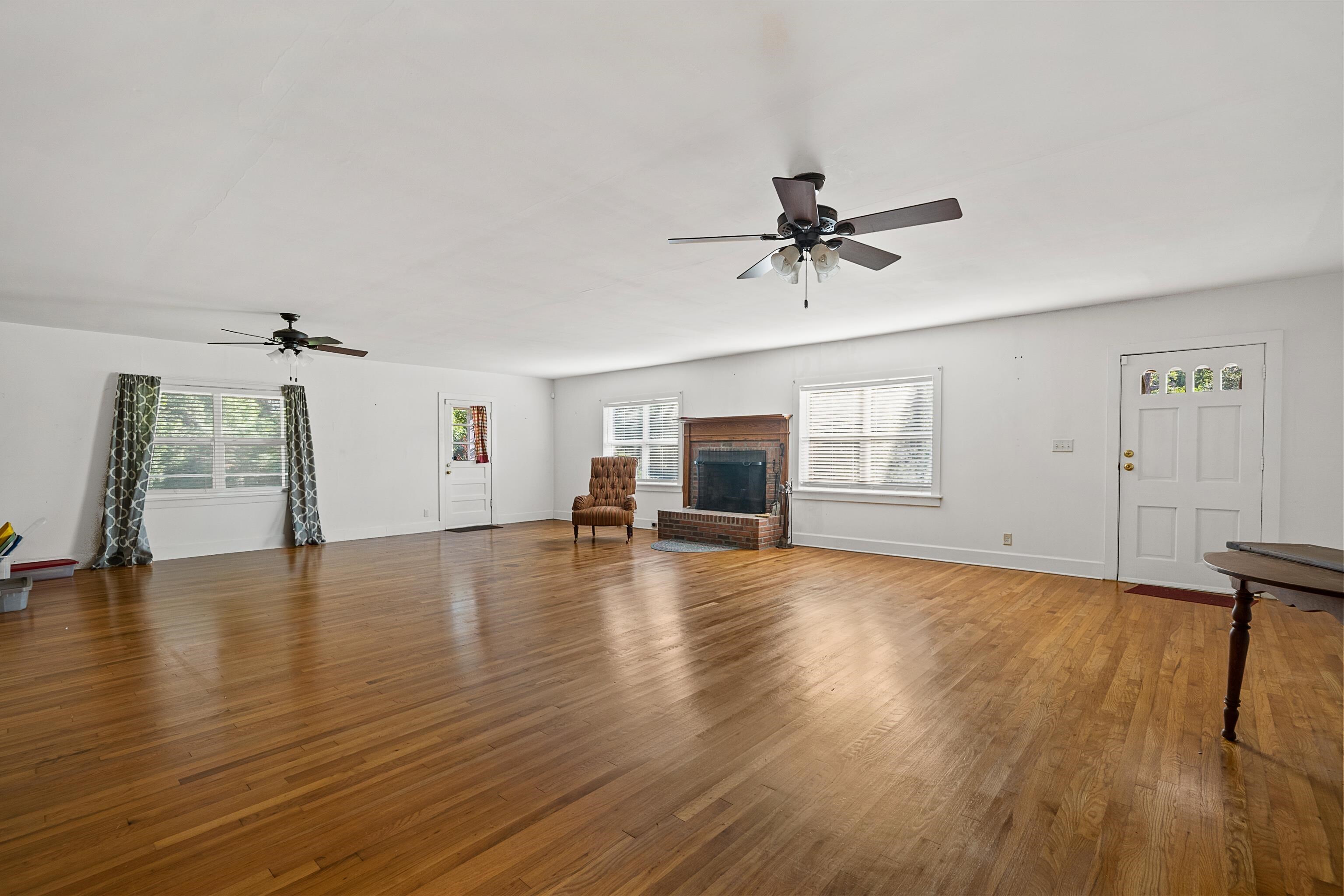 385684 | Photo 13