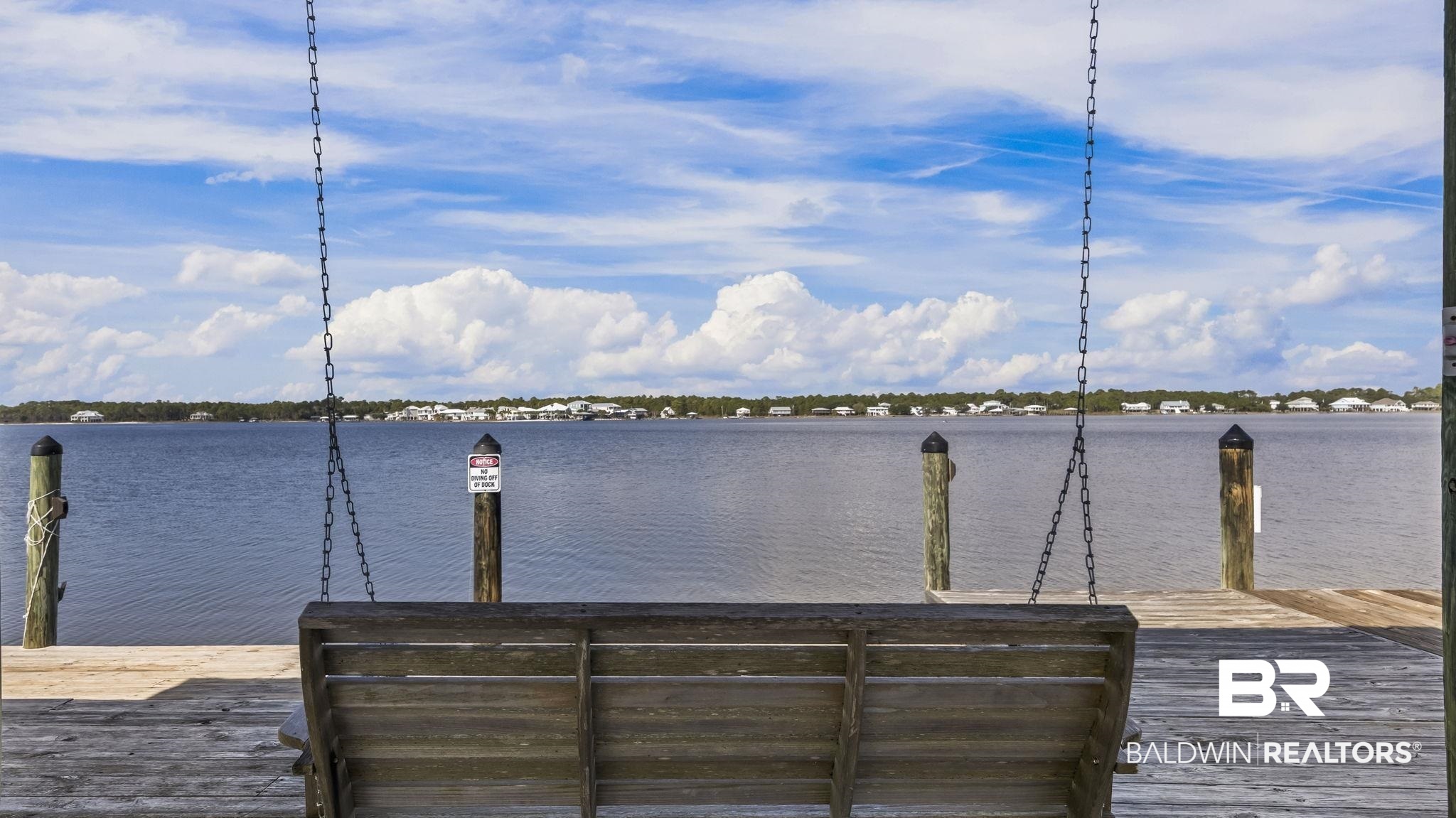 387715 | Photo 27