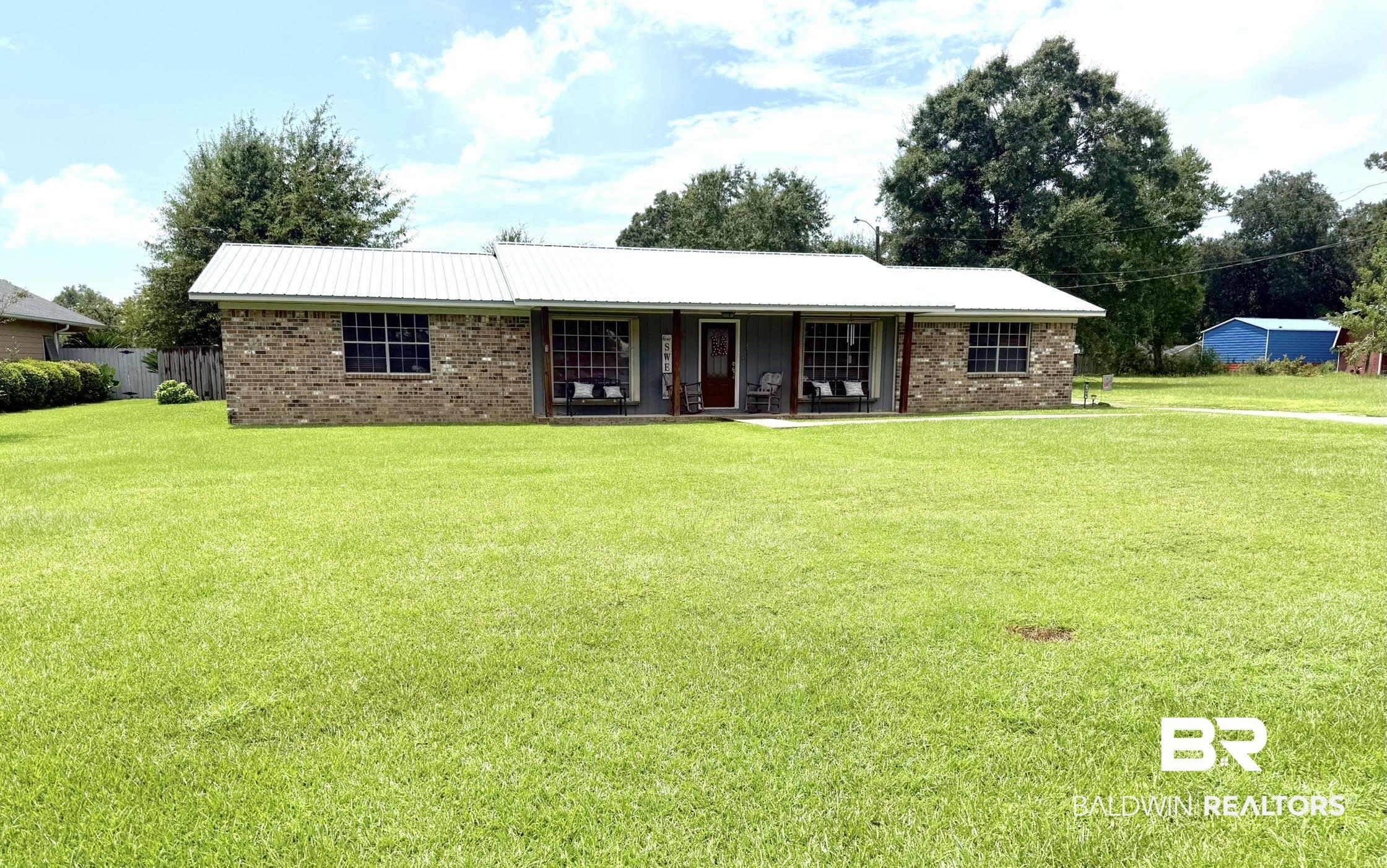 7409 Riverwood Drive East