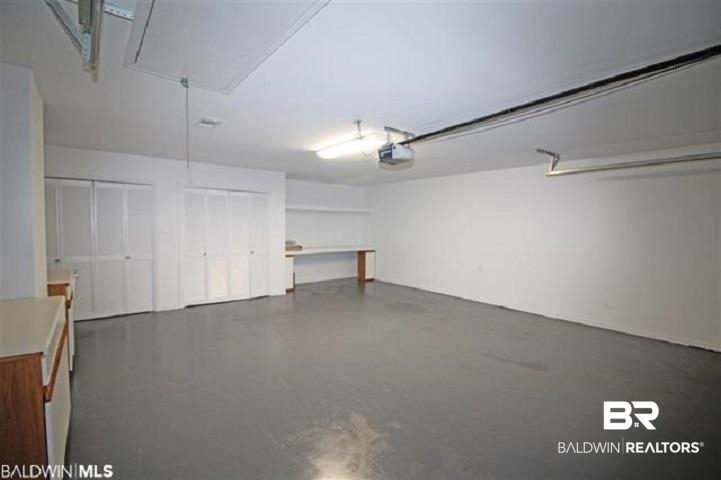383085 | Photo 27