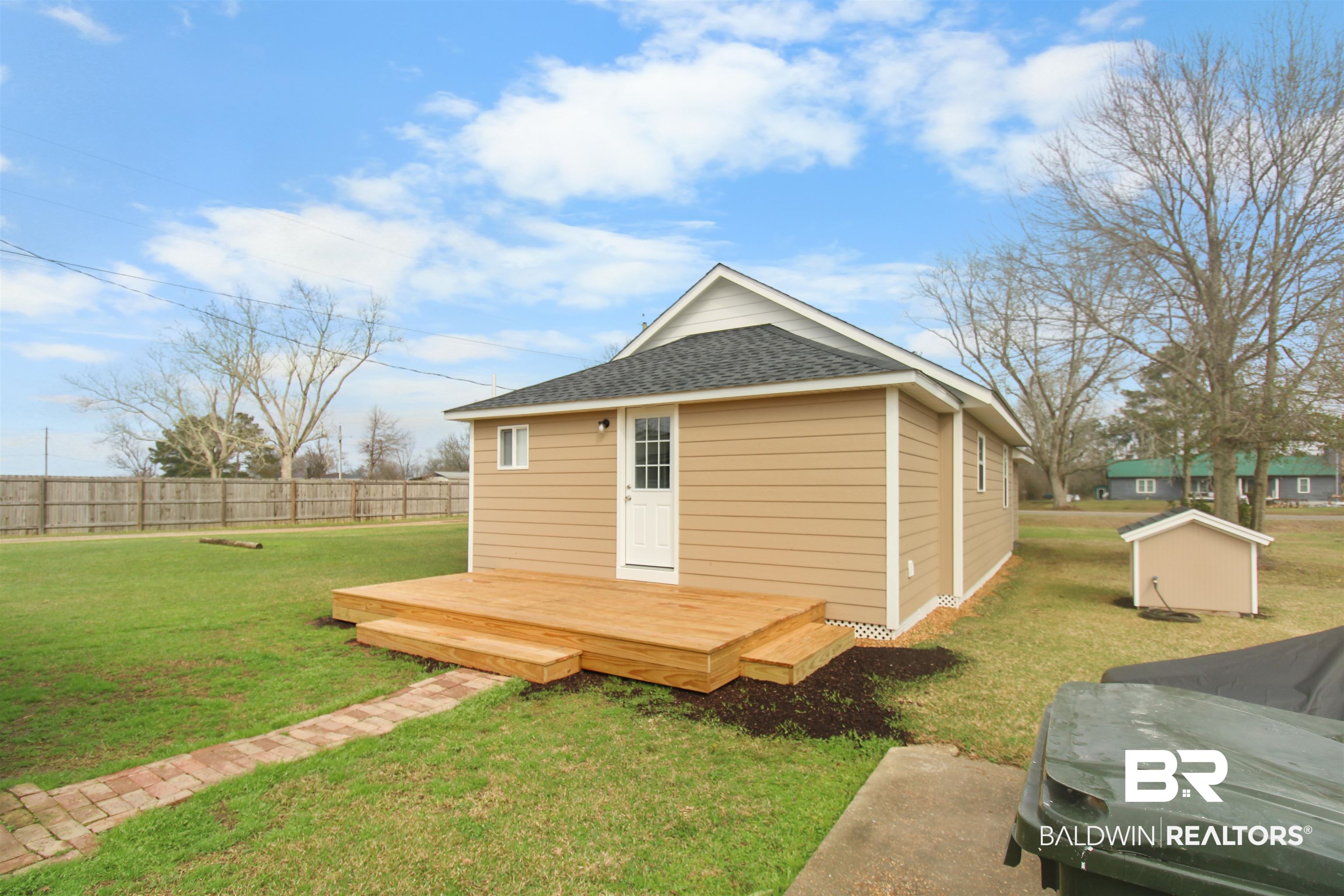 392351 | Photo 18