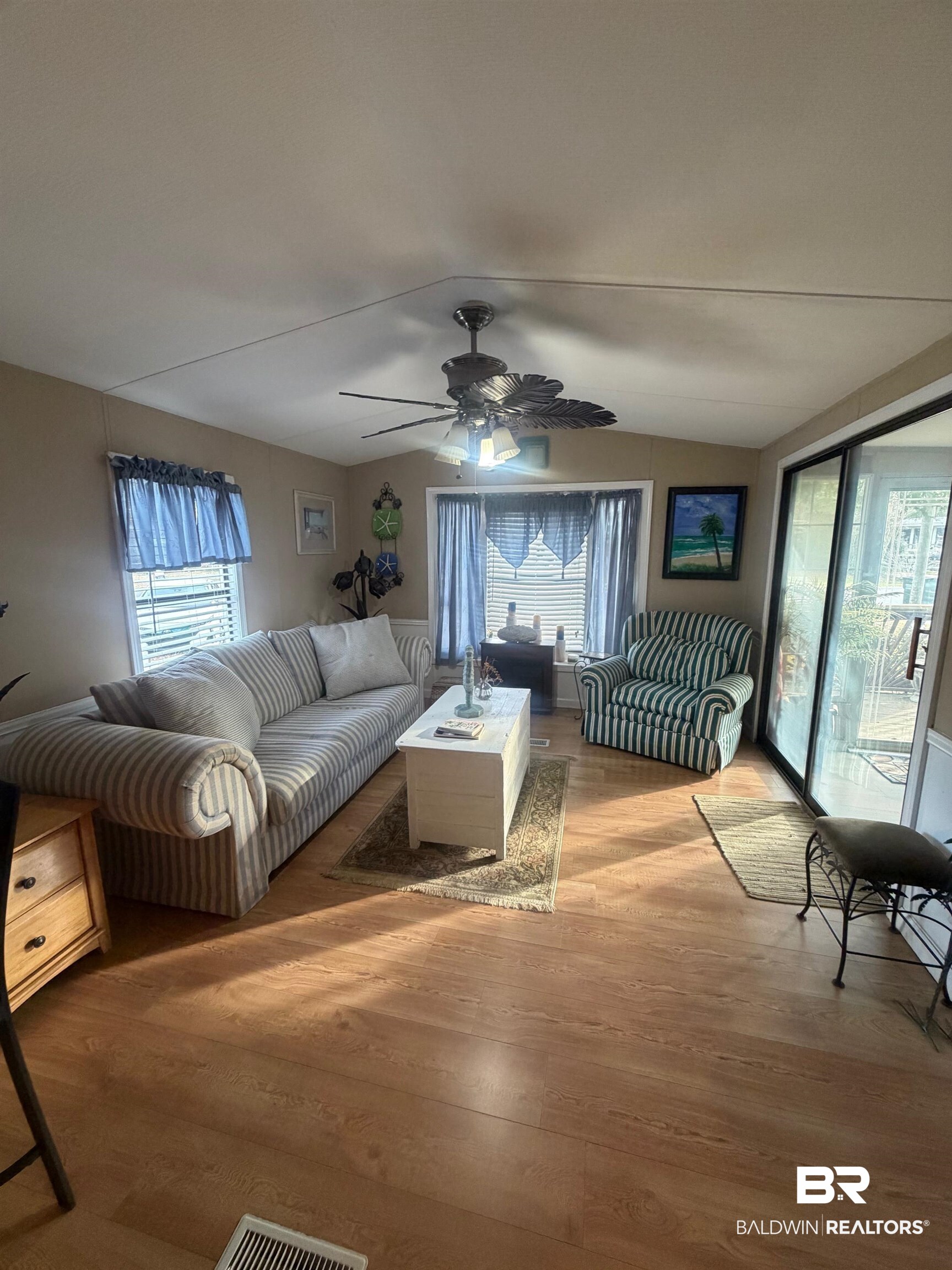 535 Buena Vista Drive — photo 4