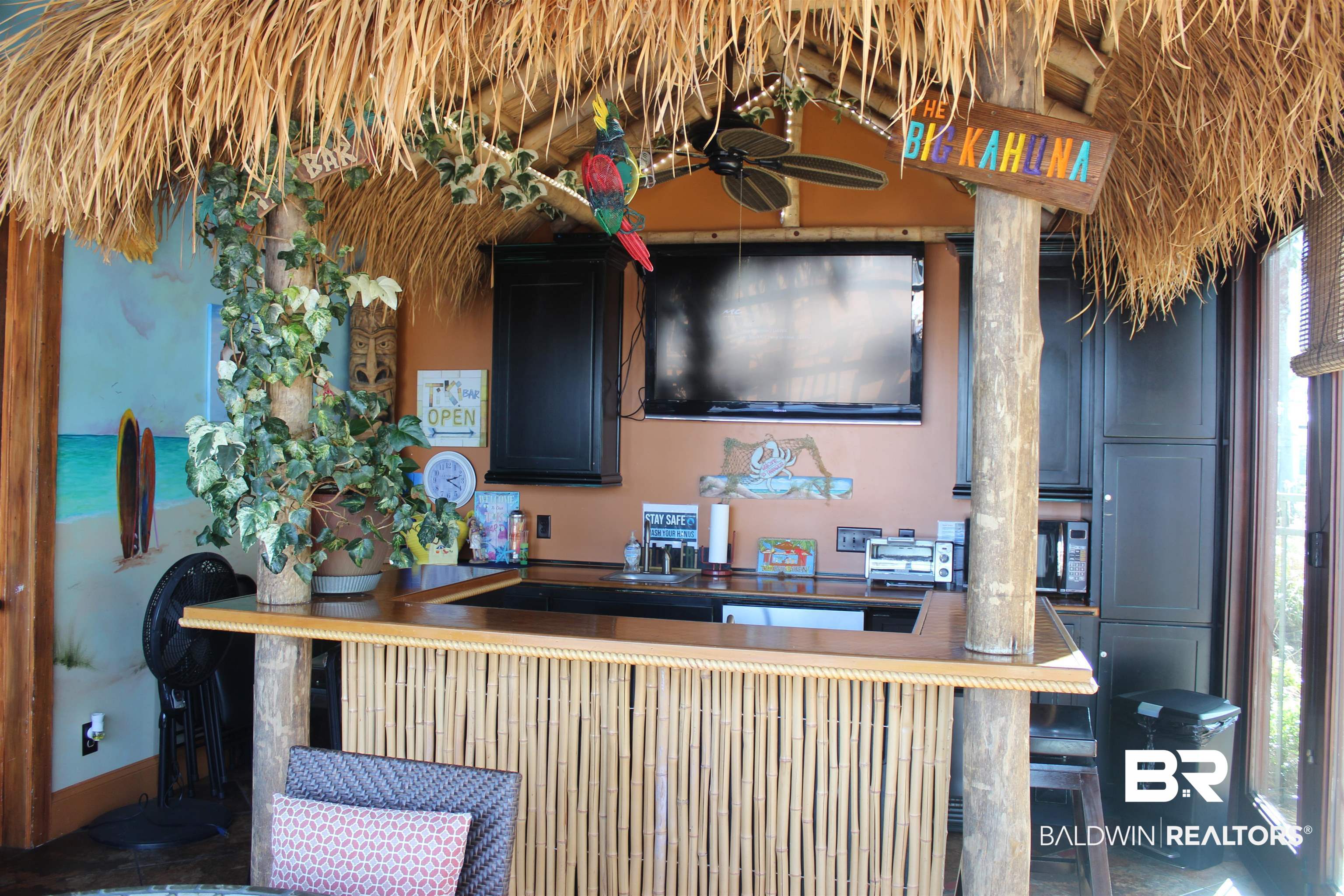 372375 | Photo 27