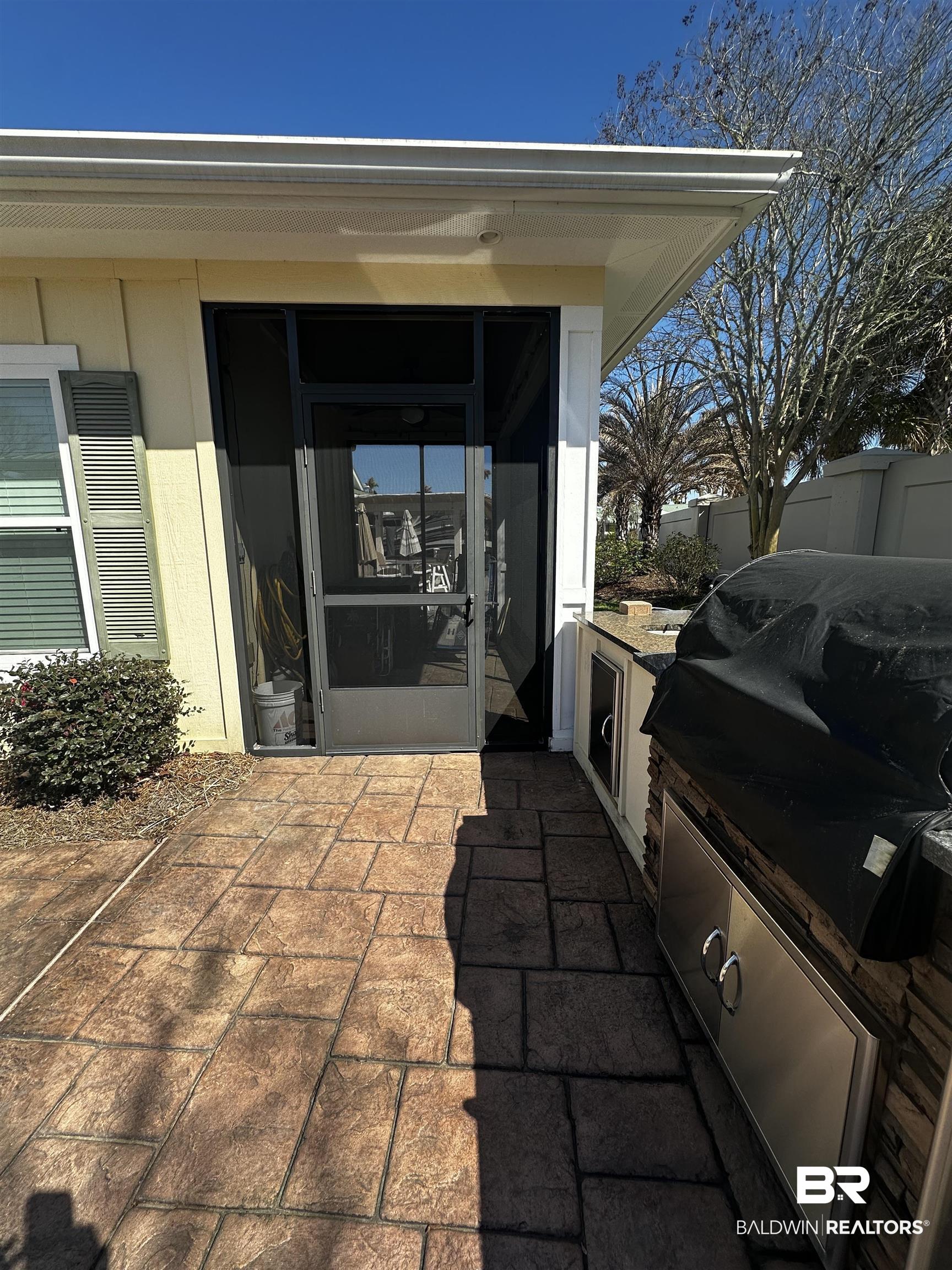 375846 | Photo 11