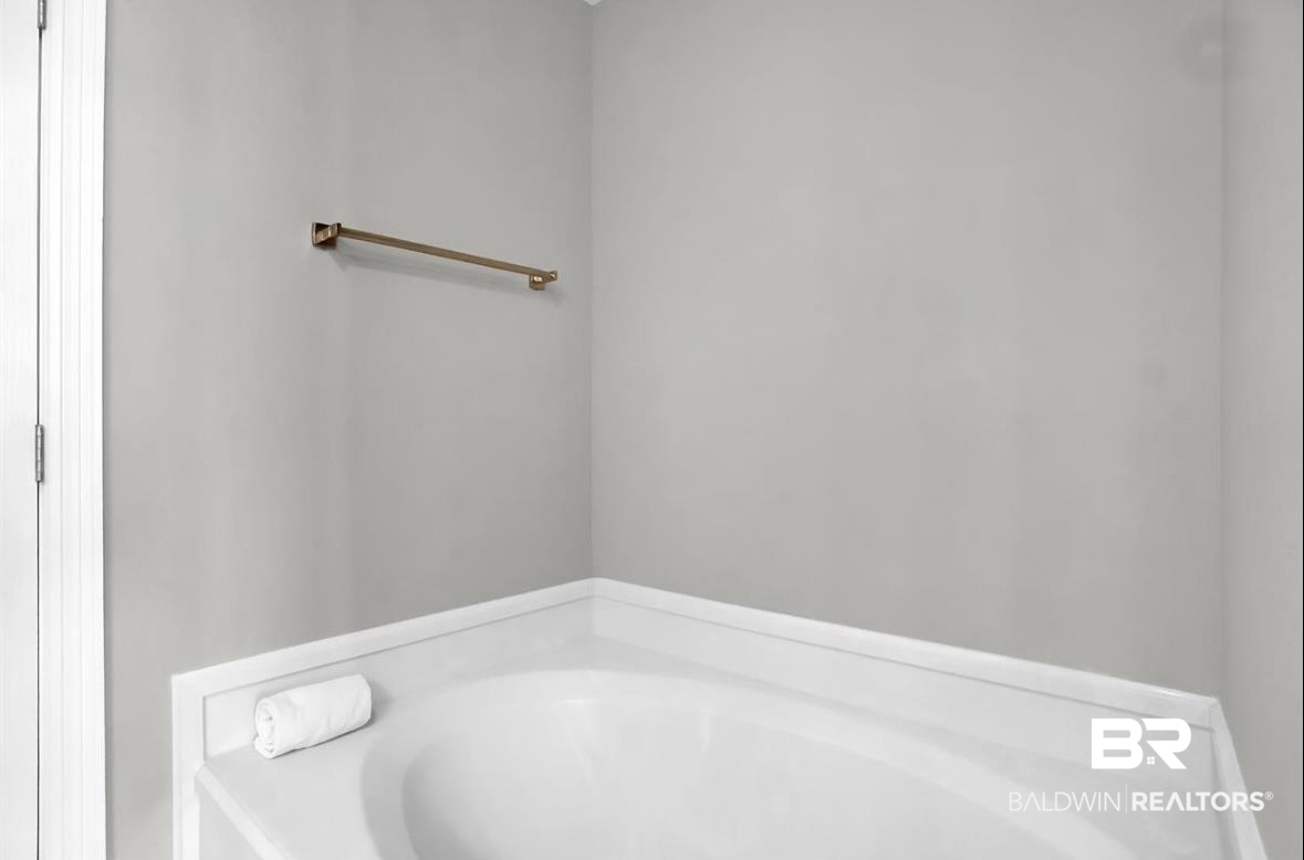 392329 | Photo 13