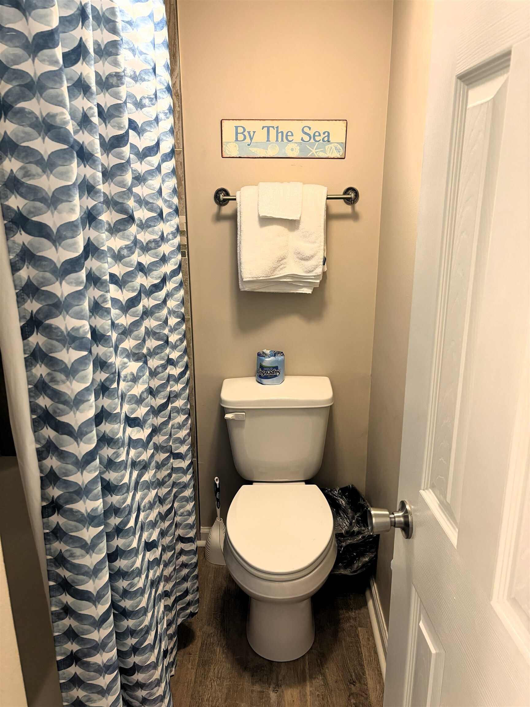 387077 | Photo 29