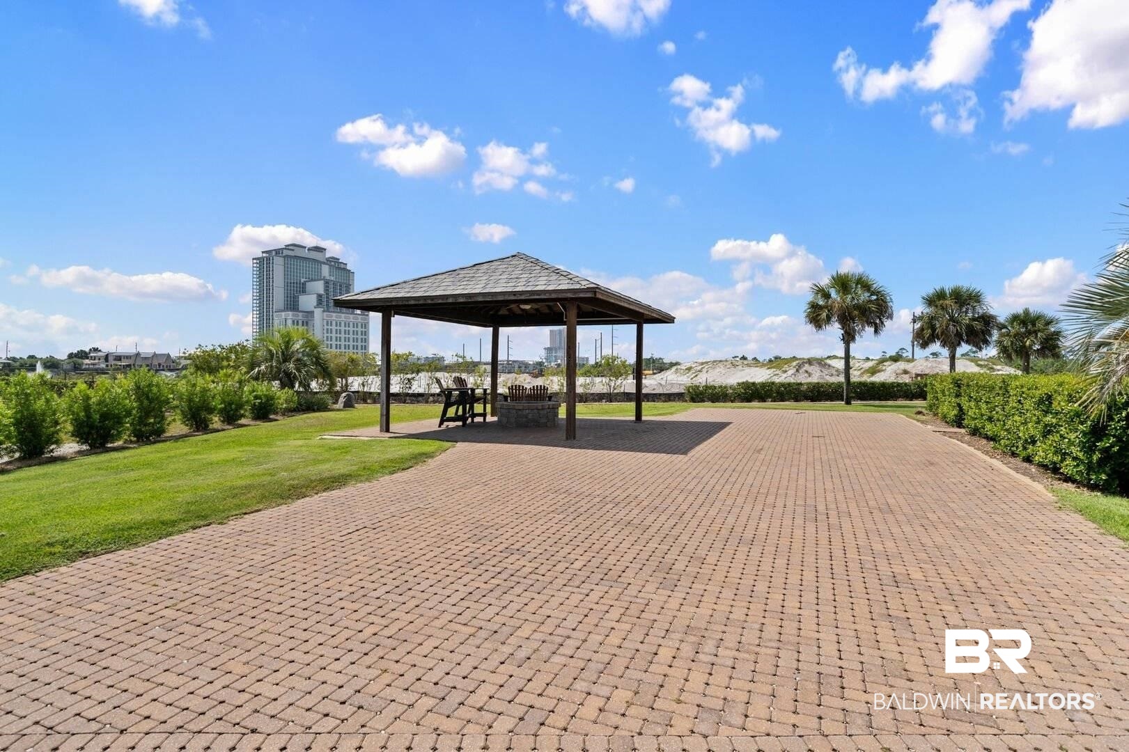 Orange Beach Homes from $300,000 to $400,000