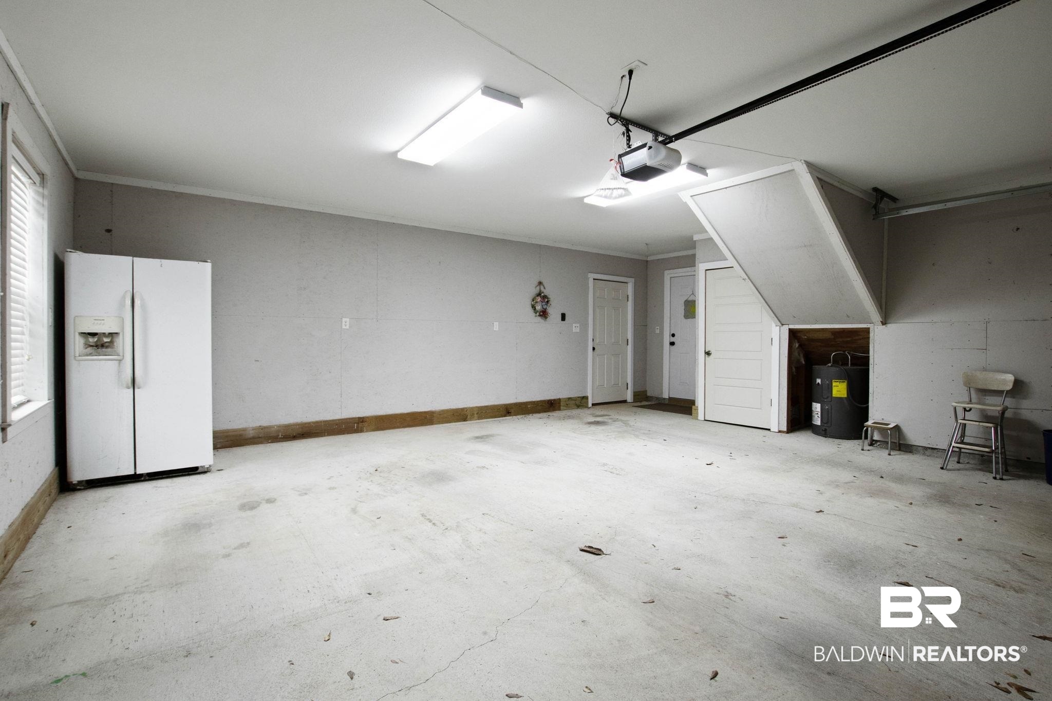 387448 | Photo 65