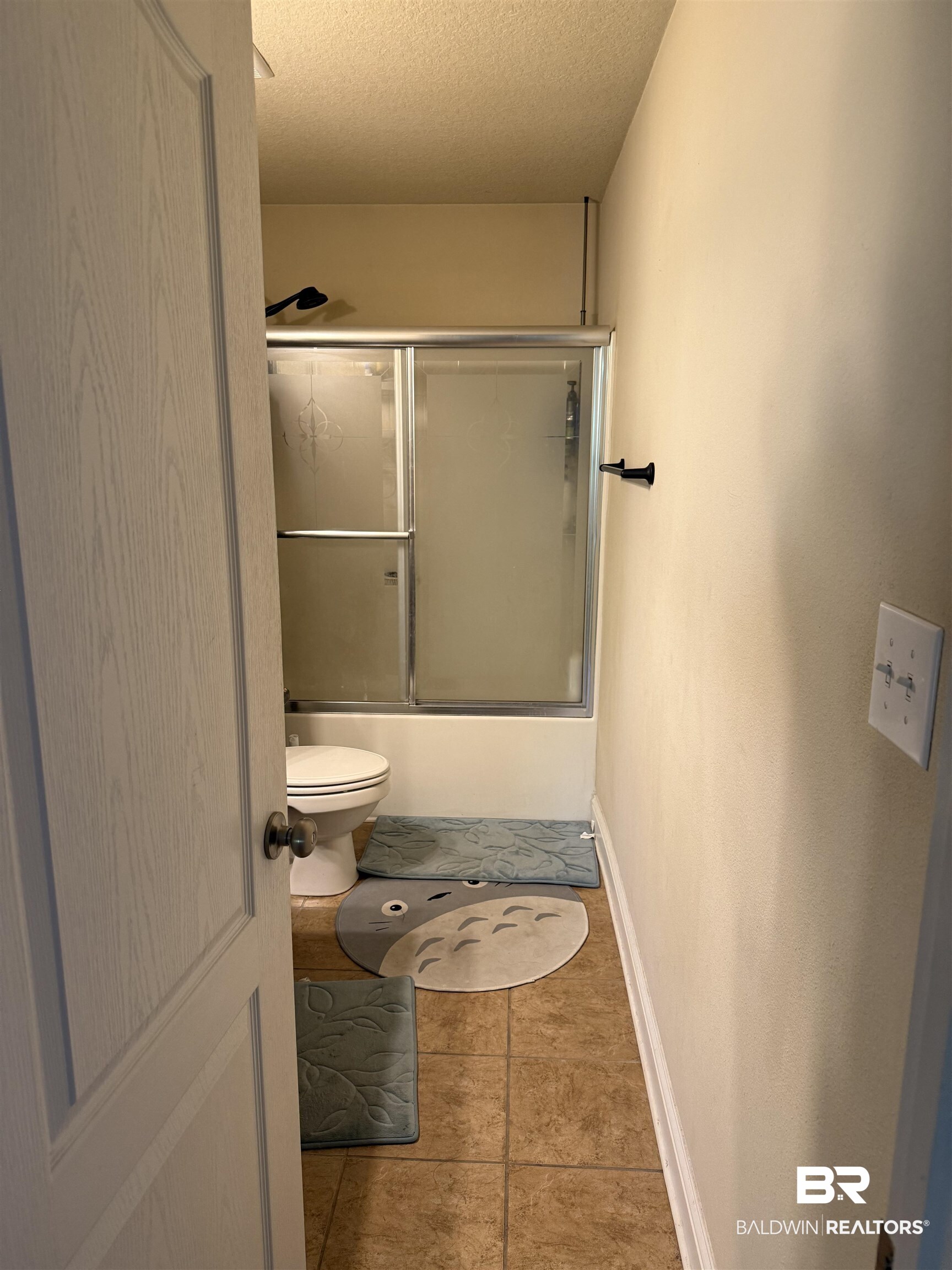 390272 | Photo 26