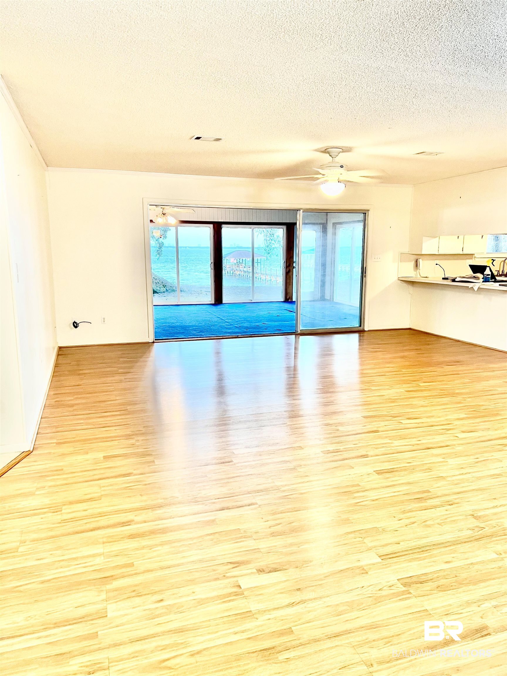 391797 | Photo 21