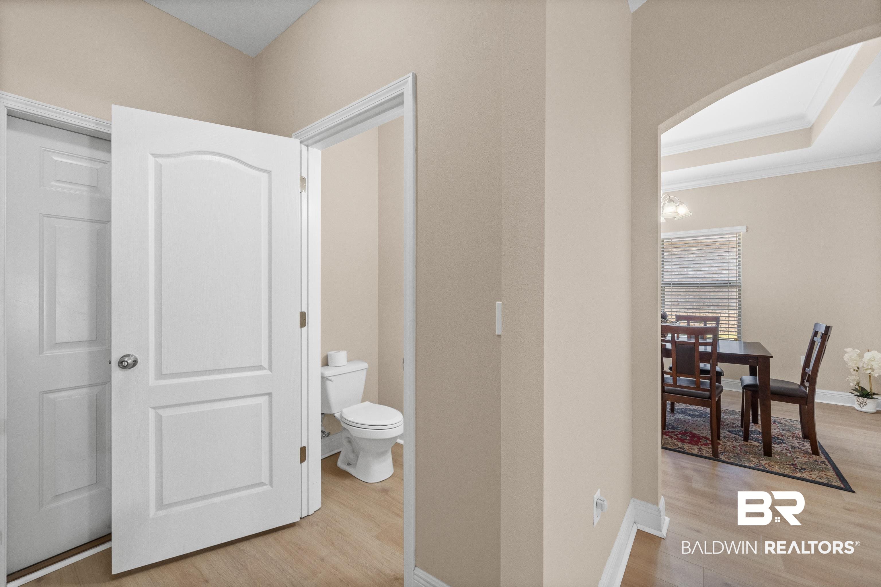 390627 | Photo 15