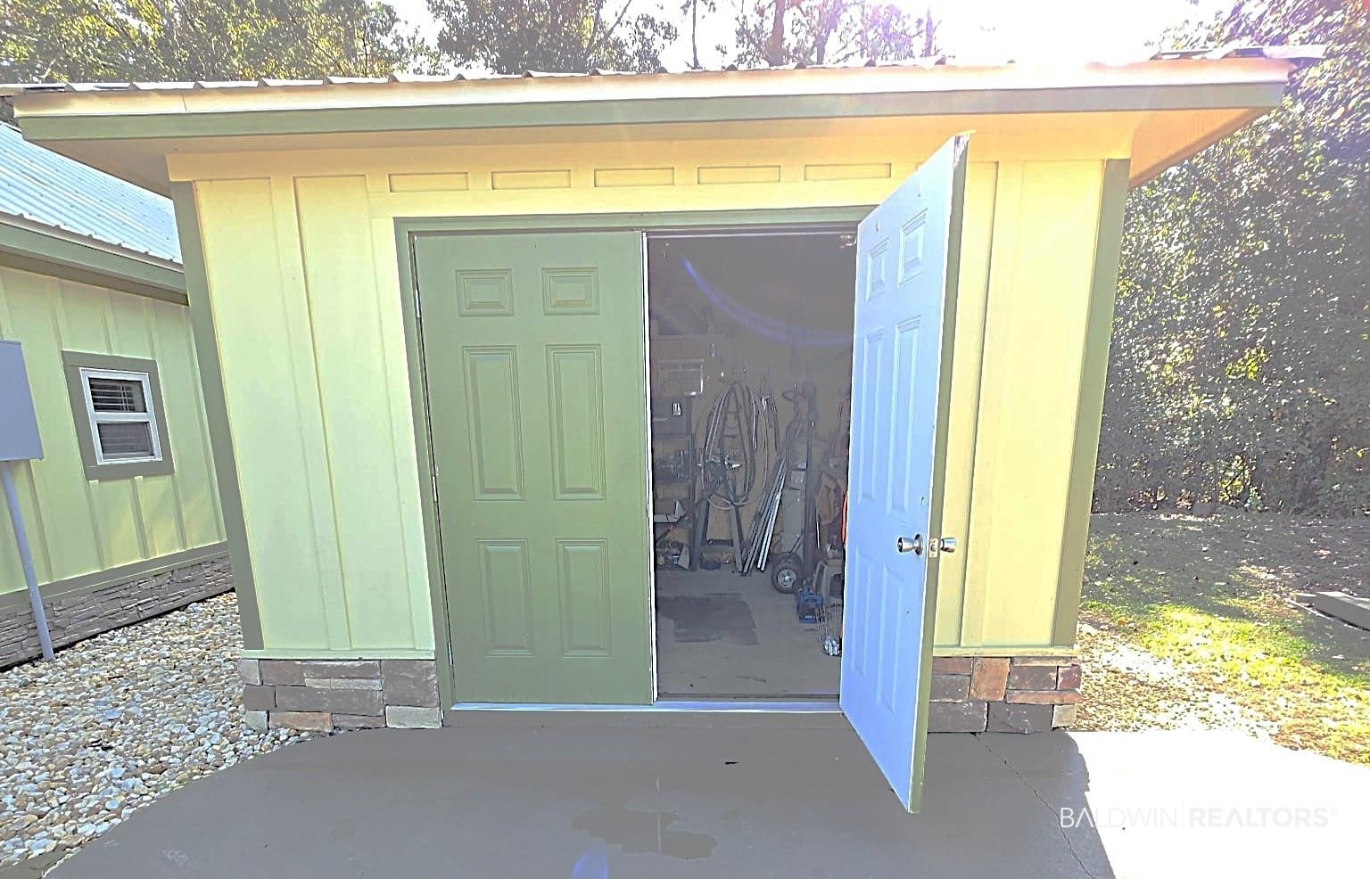 376569 | Photo 21