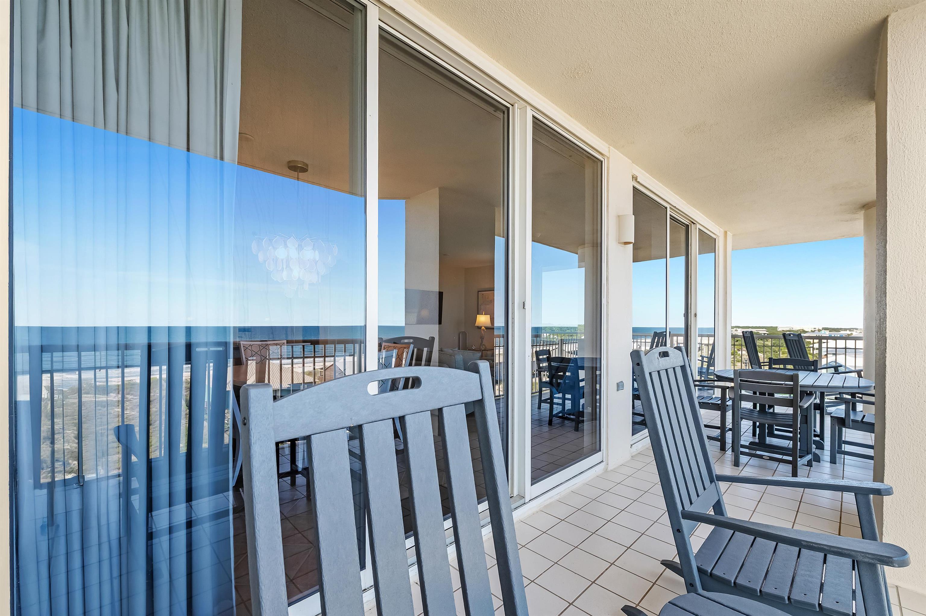383895 | Photo 61